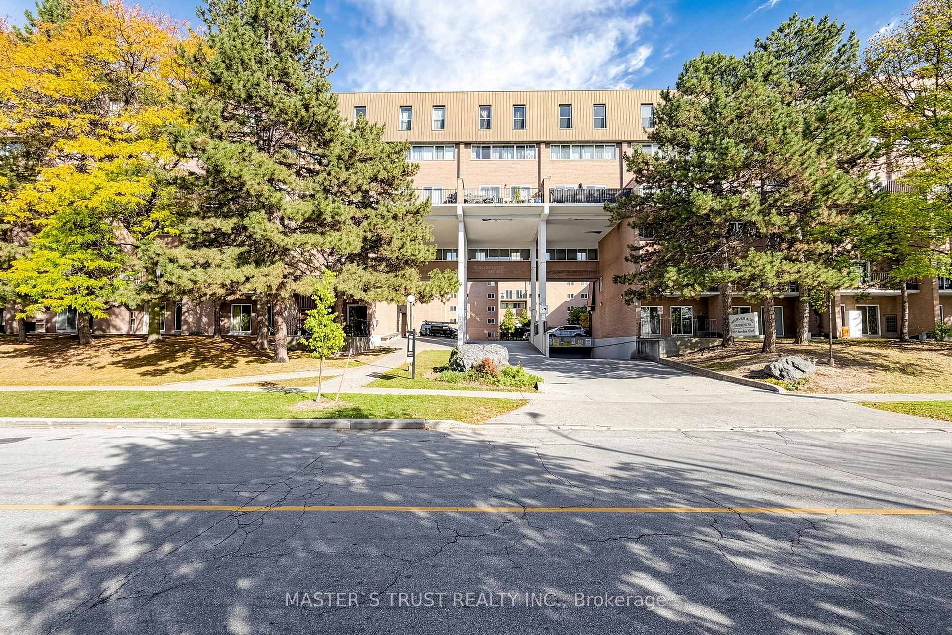 Photo 6 of Unit 229, 165 Cherokee Boulevard, North York, Pleasant View — HOMEH