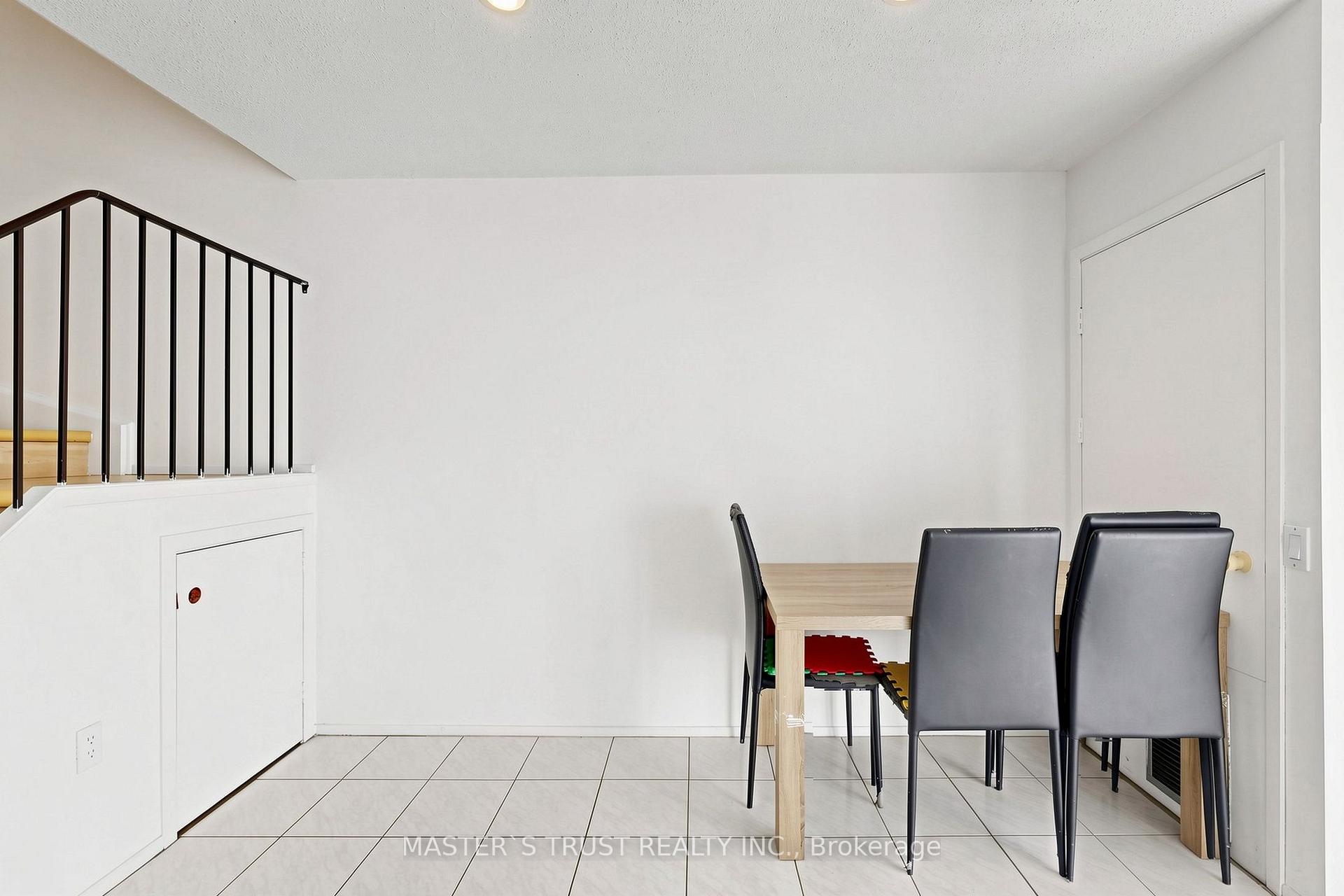 Photo 11 of Unit 229, 165 Cherokee Boulevard, North York, Pleasant View — HOMEH