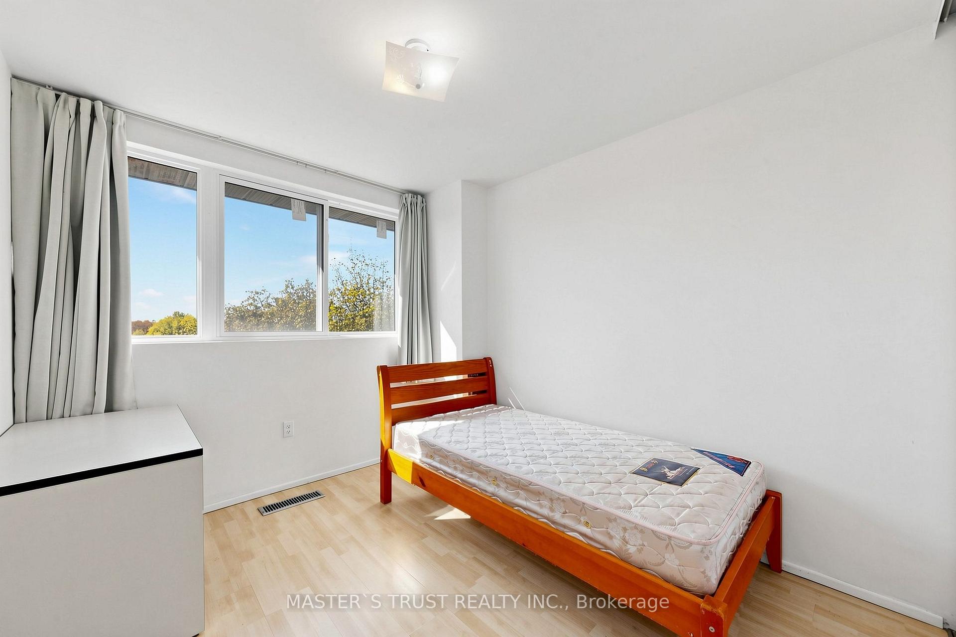 Photo 22 of Unit 229, 165 Cherokee Boulevard, North York, Pleasant View — HOMEH