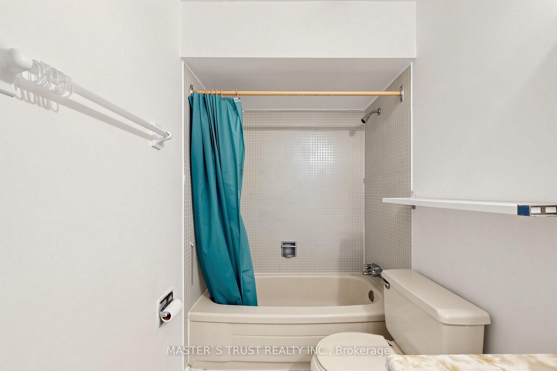 Photo 32 of Unit 229, 165 Cherokee Boulevard, North York, Pleasant View — HOMEH