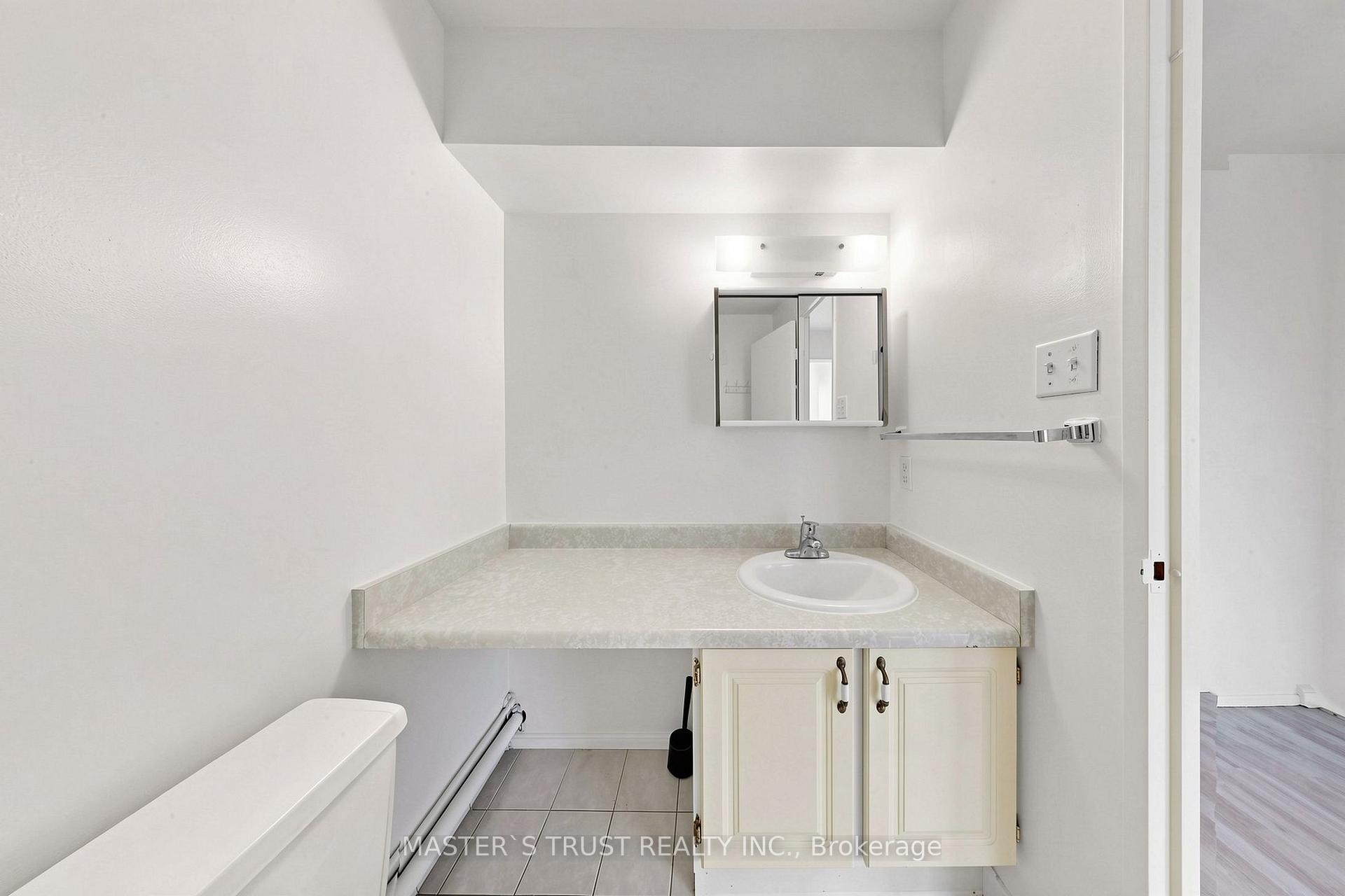 Photo 33 of Unit 229, 165 Cherokee Boulevard, North York, Pleasant View — HOMEH