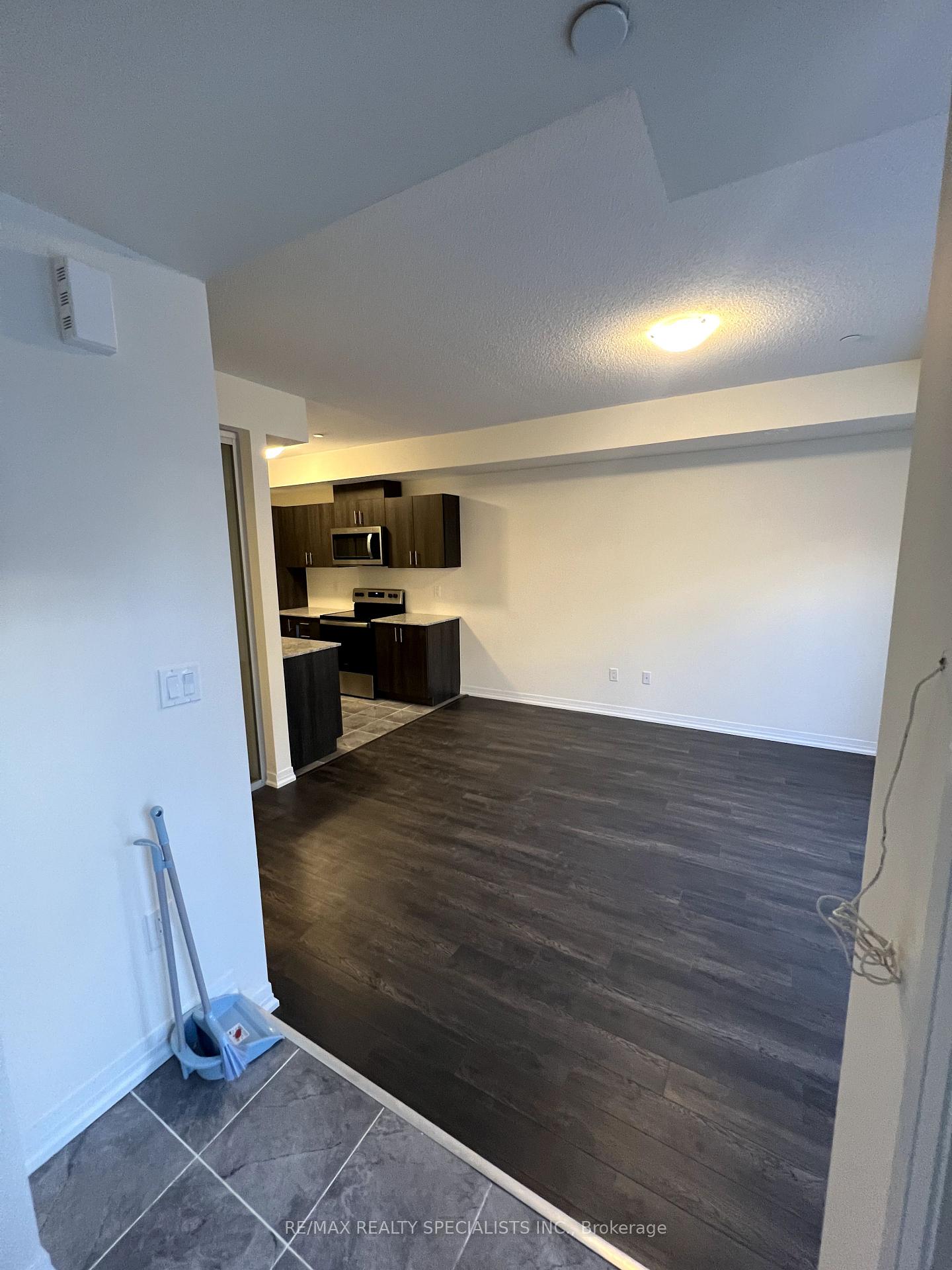 Photo 11 of Unit 9, 155 Tapscott Road, Scarborough, Malvern — HOMEH