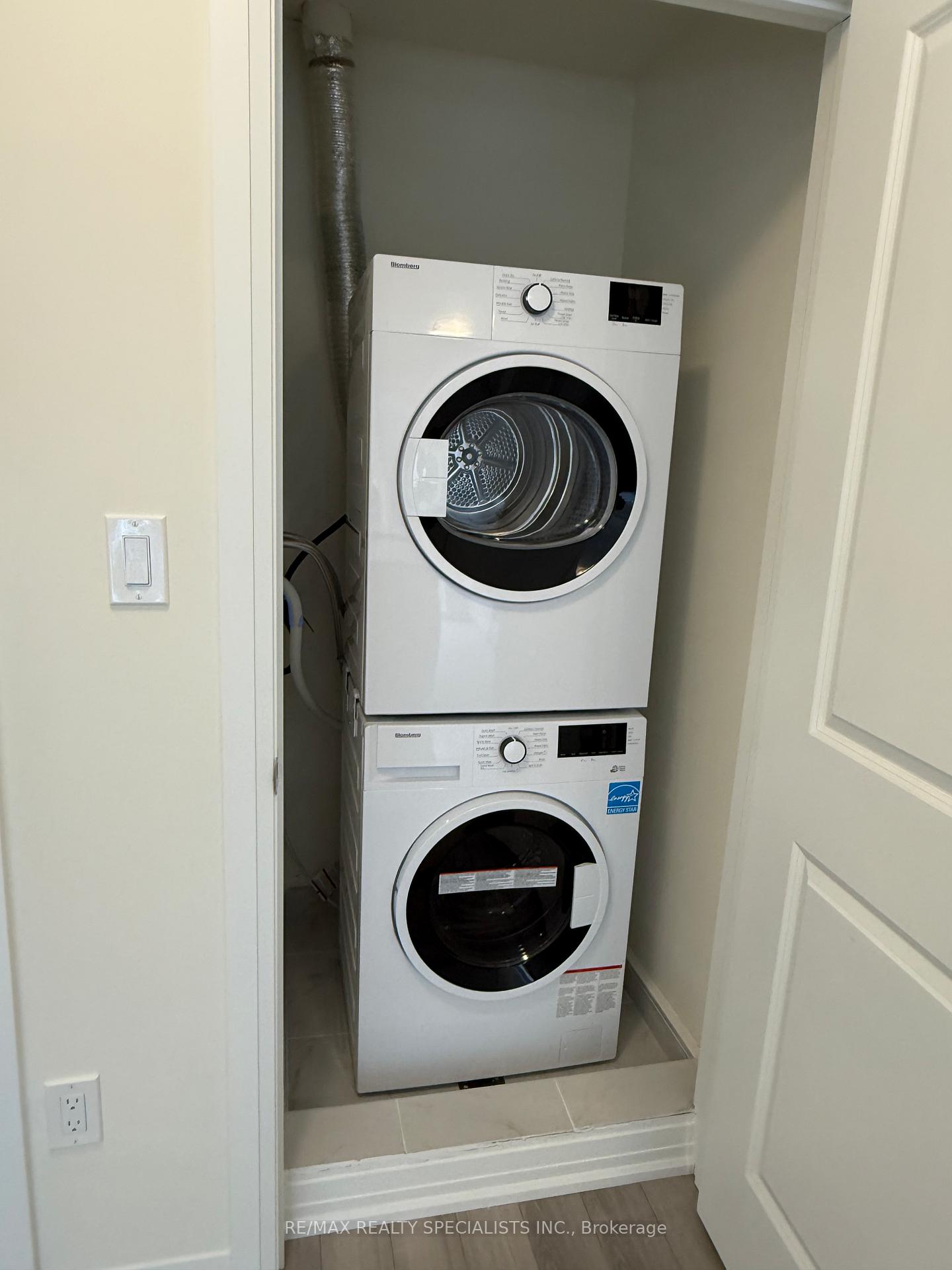Photo 20 of Unit 9, 155 Tapscott Road, Scarborough, Malvern — HOMEH