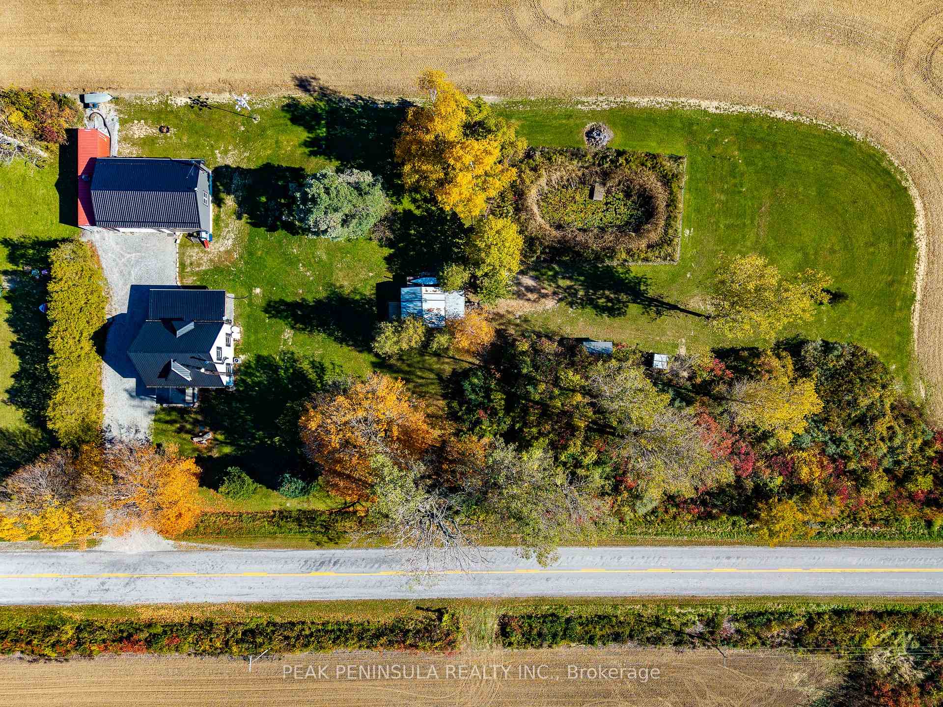 Photo 33 of 30 Norfolk County Rd 23, Norfolk, Port Rowan — HOMEH