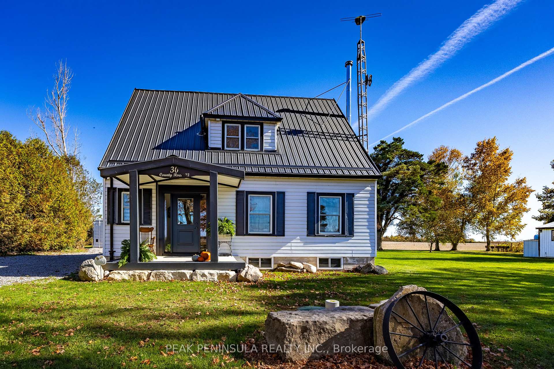Photo 37 of 30 Norfolk County Rd 23, Norfolk, Port Rowan — HOMEH