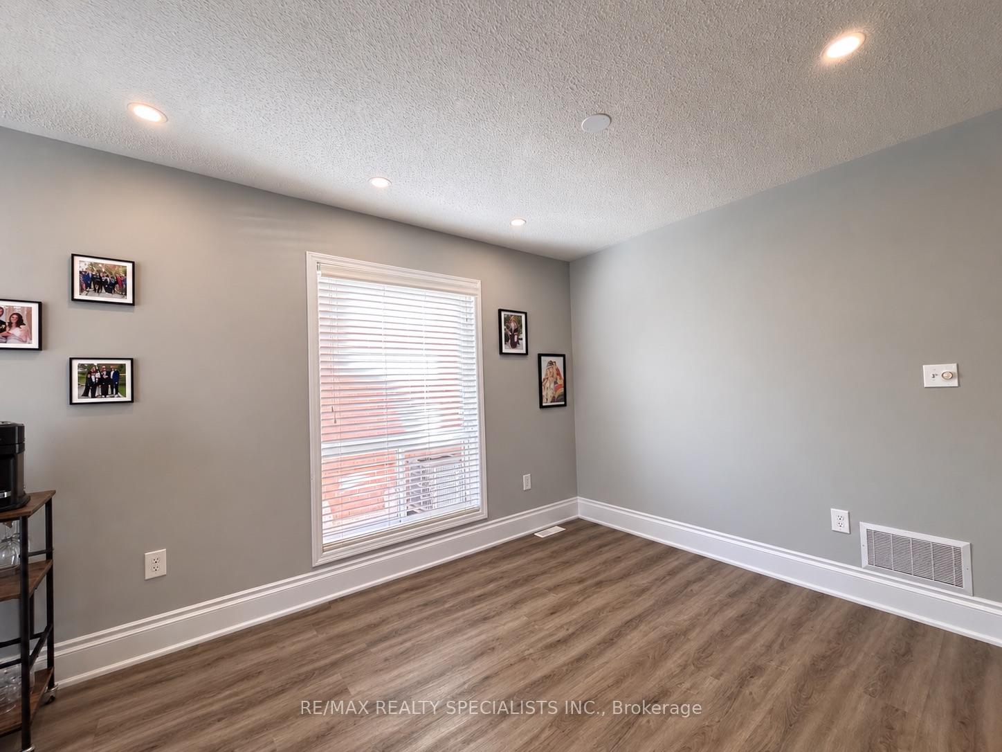 Photo 4 of Unit Upper, 1061 Clark Boulevard, Milton, Beaty — HOMEH