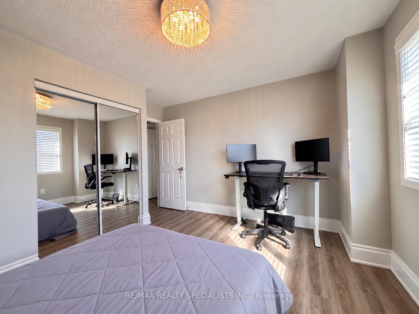 Photo 9 of Unit Upper, 1061 Clark Boulevard, Milton, Beaty — HOMEH