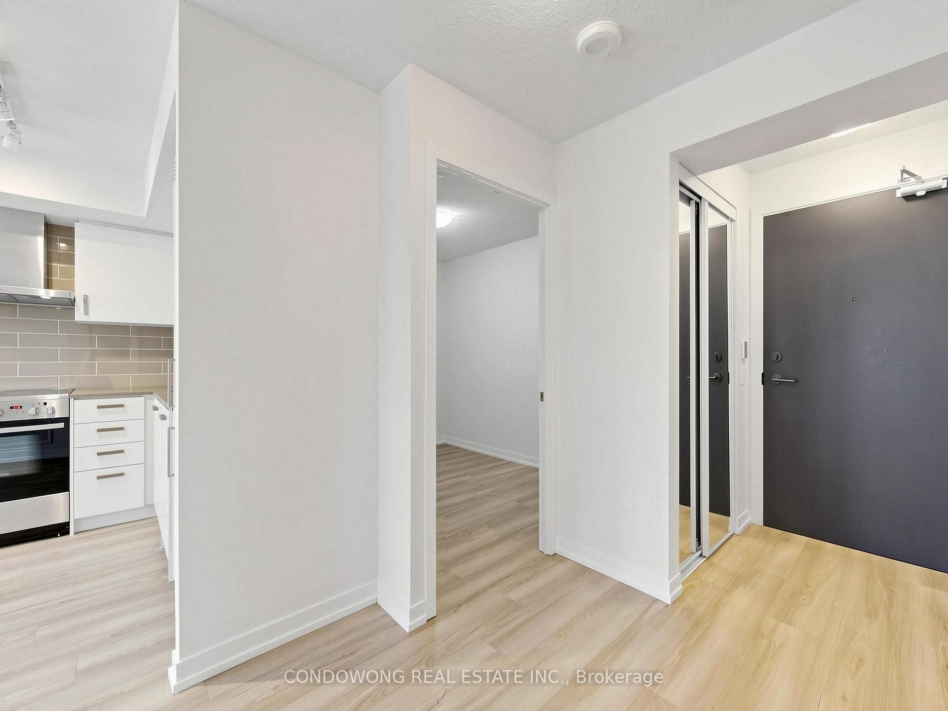 Photo 7 of Unit 1803, 125 Redpath Avenue, Toronto, Mount Pleasant West — HOMEH