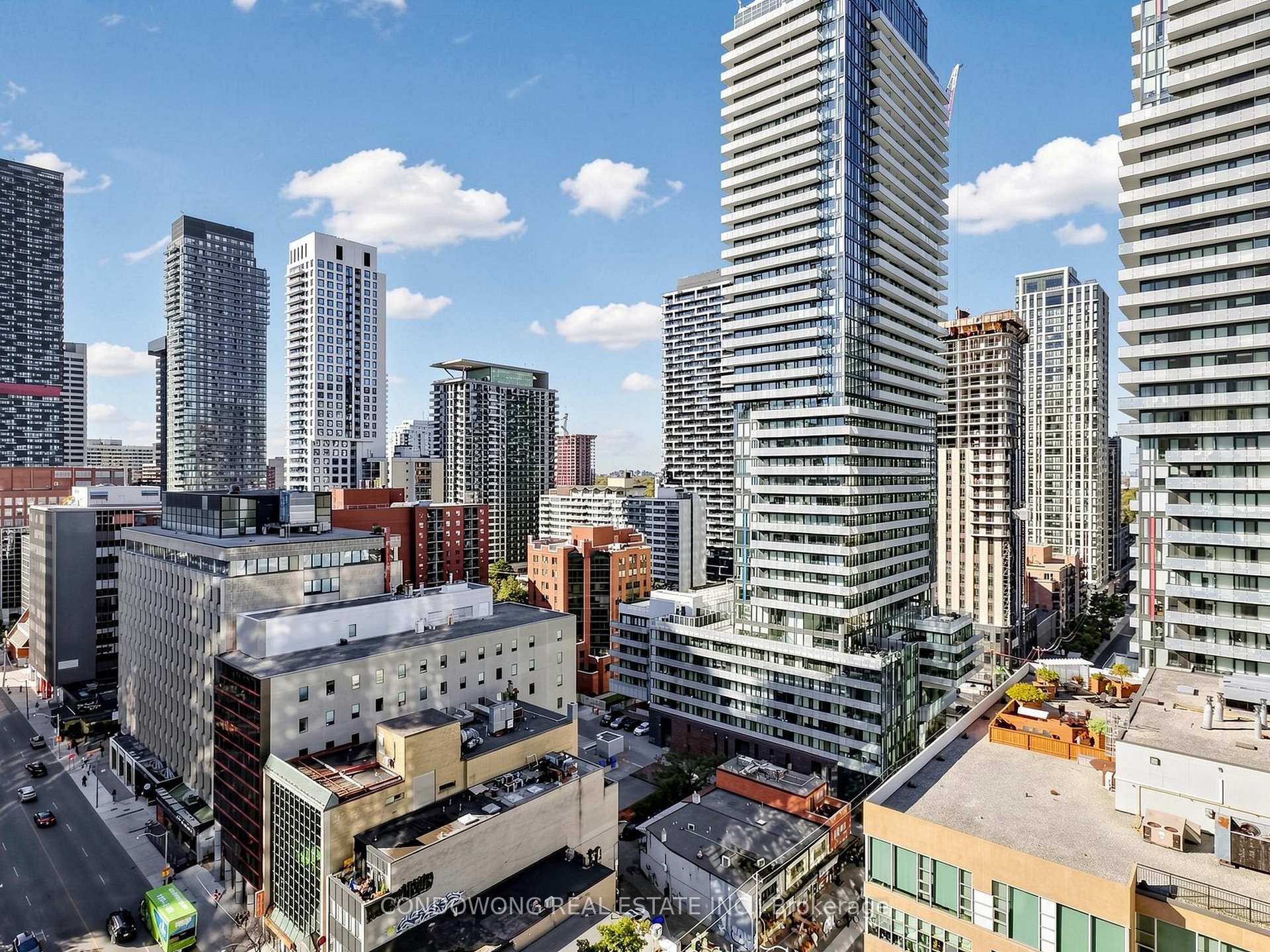 Photo 12 of Unit 1803, 125 Redpath Avenue, Toronto, Mount Pleasant West — HOMEH