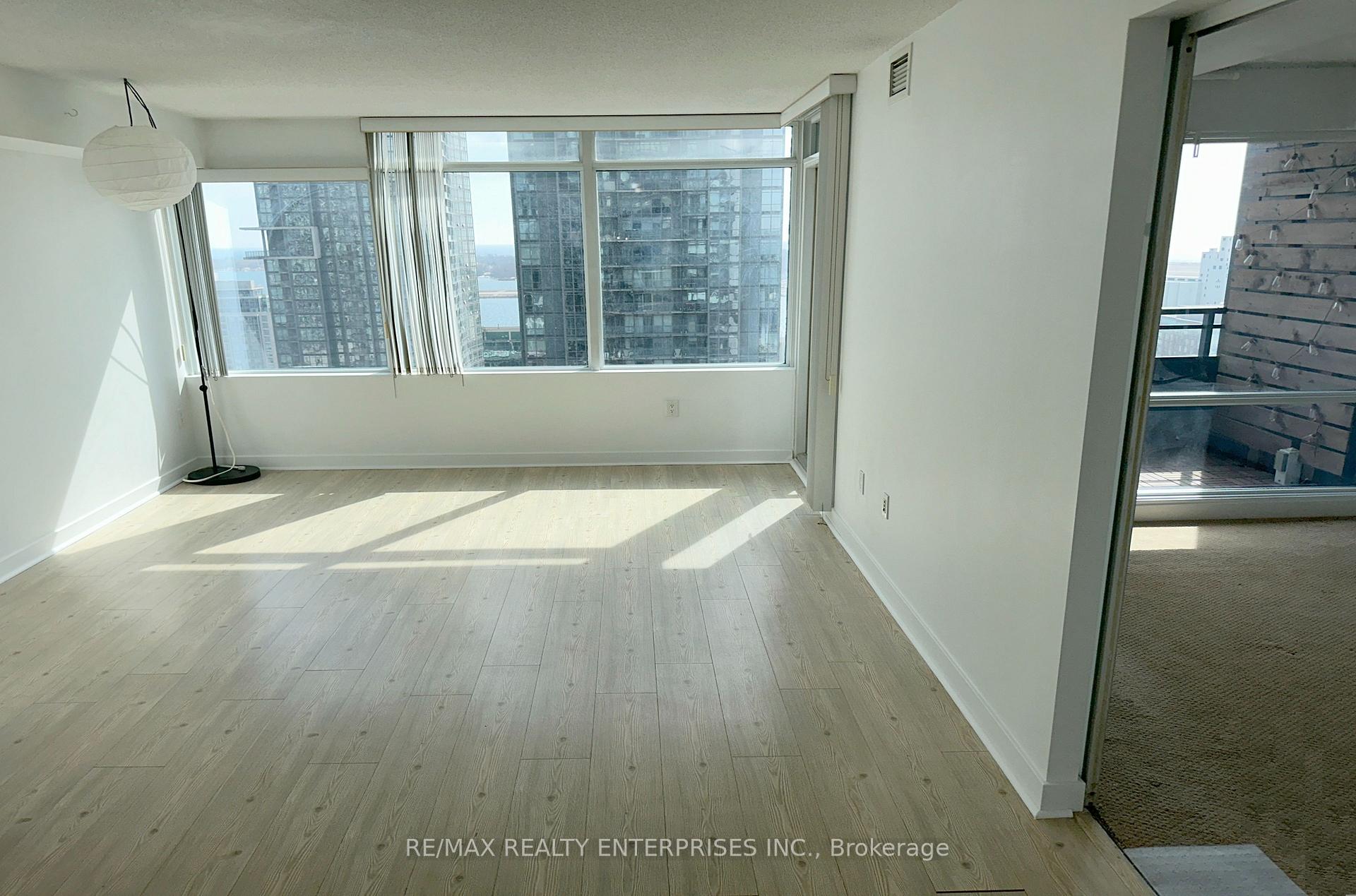 Photo 8 of Unit 2507, 25 Telegram Mews, Toronto, Waterfront Communities — HOMEH