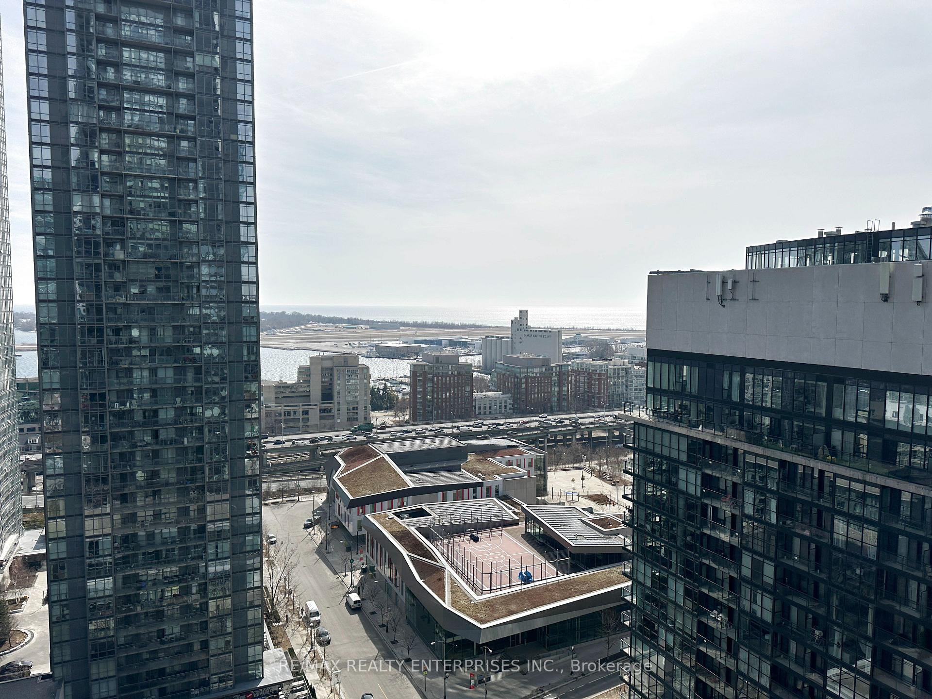Photo 10 of Unit 2507, 25 Telegram Mews, Toronto, Waterfront Communities — HOMEH