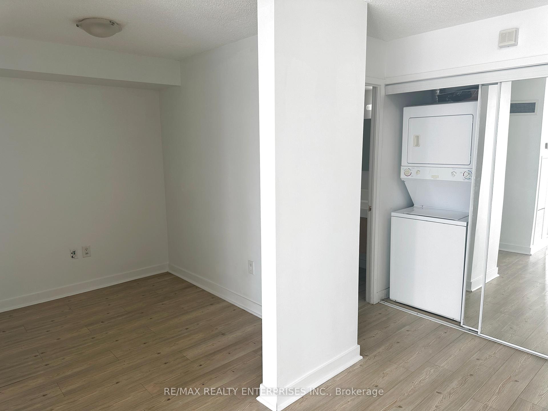 Photo 13 of Unit 2507, 25 Telegram Mews, Toronto, Waterfront Communities — HOMEH