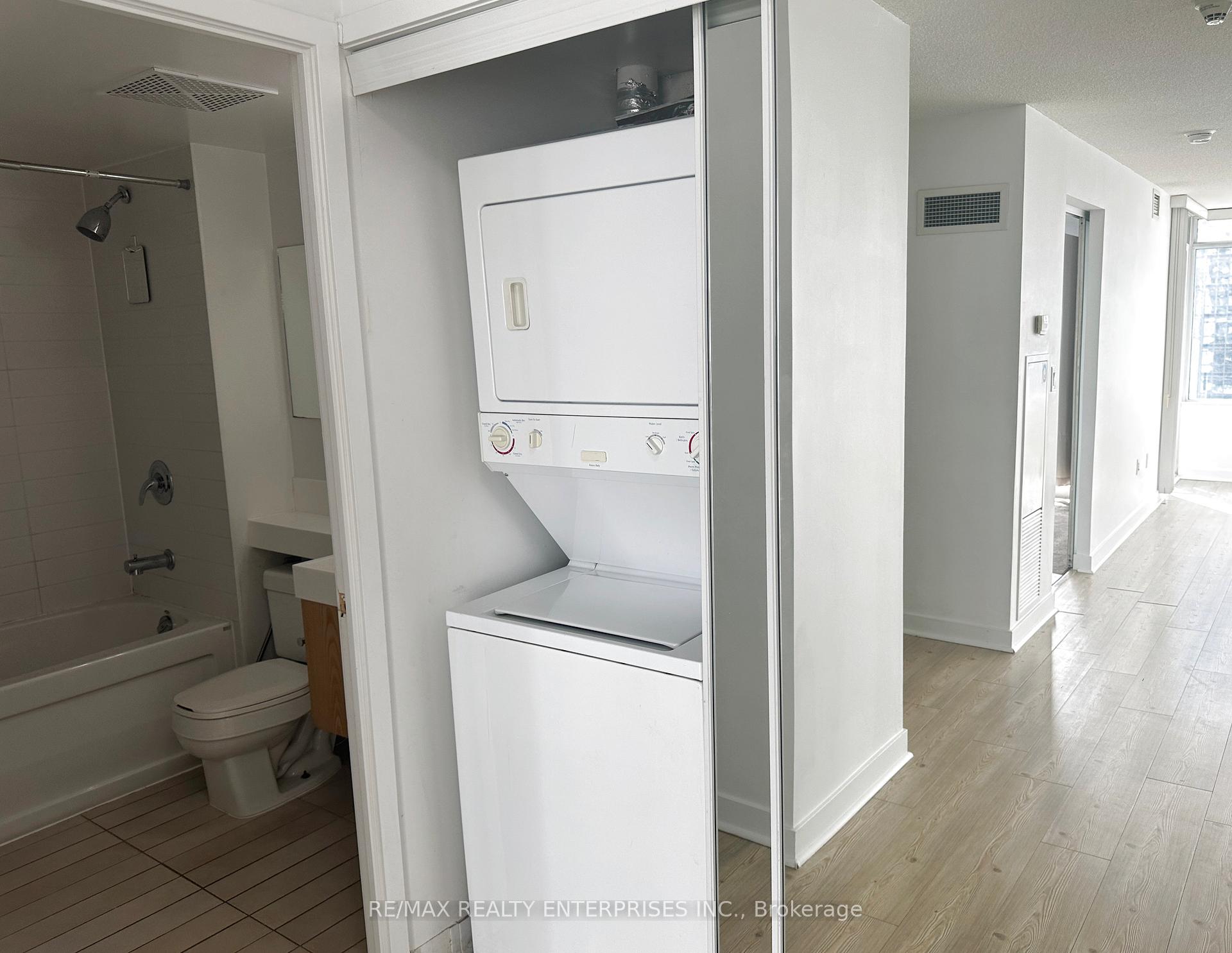 Photo 16 of Unit 2507, 25 Telegram Mews, Toronto, Waterfront Communities — HOMEH