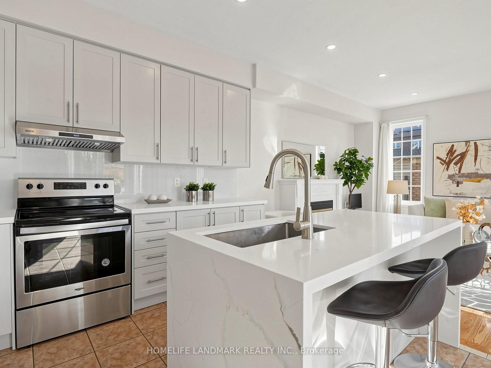 Photo 9 of 60 Delabo Drive, North York, York University Heights — HOMEH