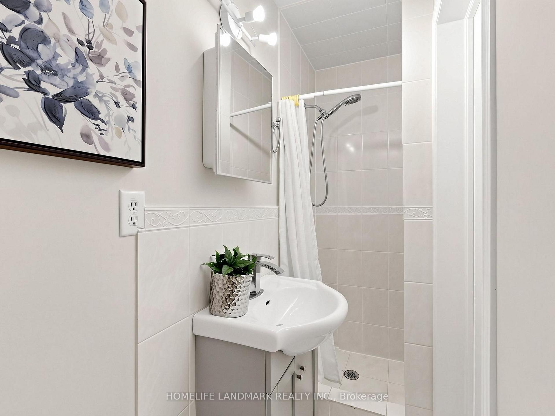Photo 14 of 60 Delabo Drive, North York, York University Heights — HOMEH