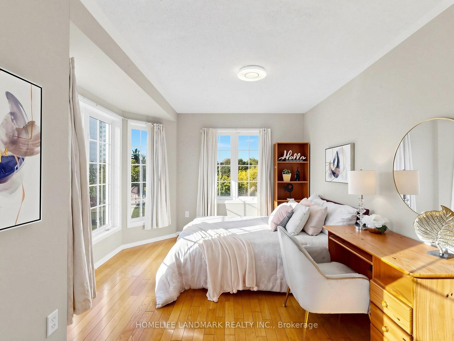 Photo 19 of 60 Delabo Drive, North York, York University Heights — HOMEH