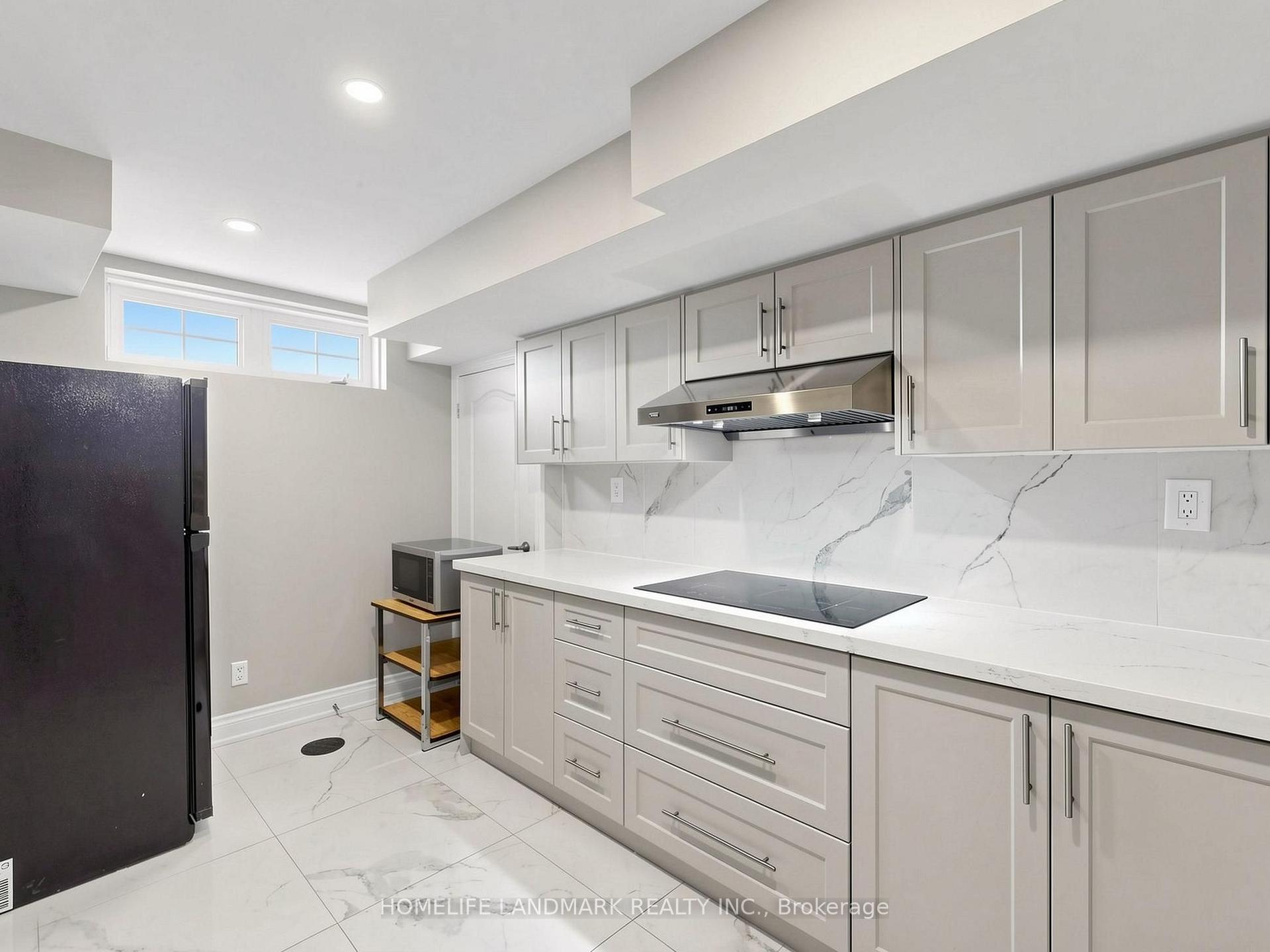 Photo 34 of 60 Delabo Drive, North York, York University Heights — HOMEH