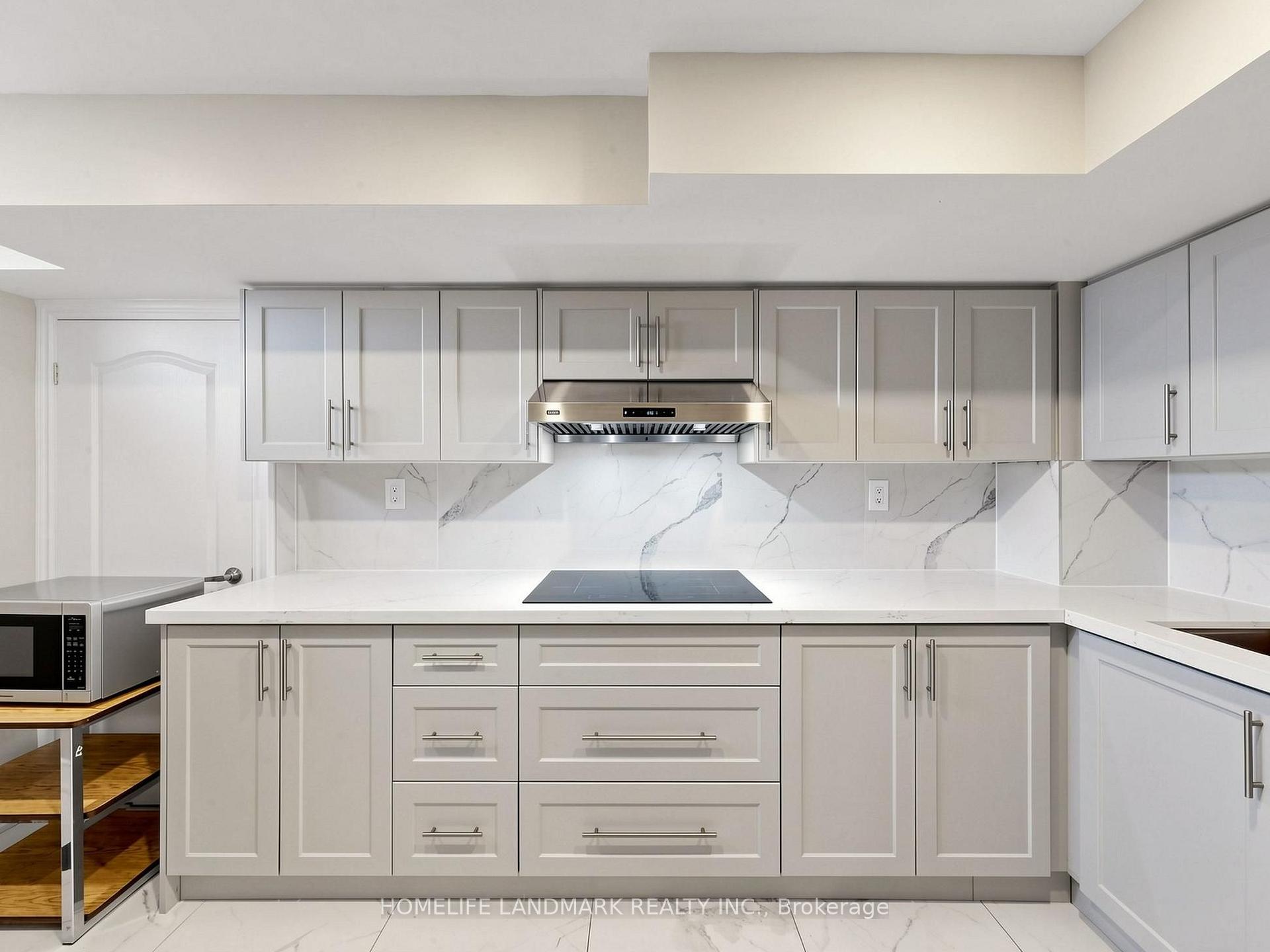 Photo 35 of 60 Delabo Drive, North York, York University Heights — HOMEH