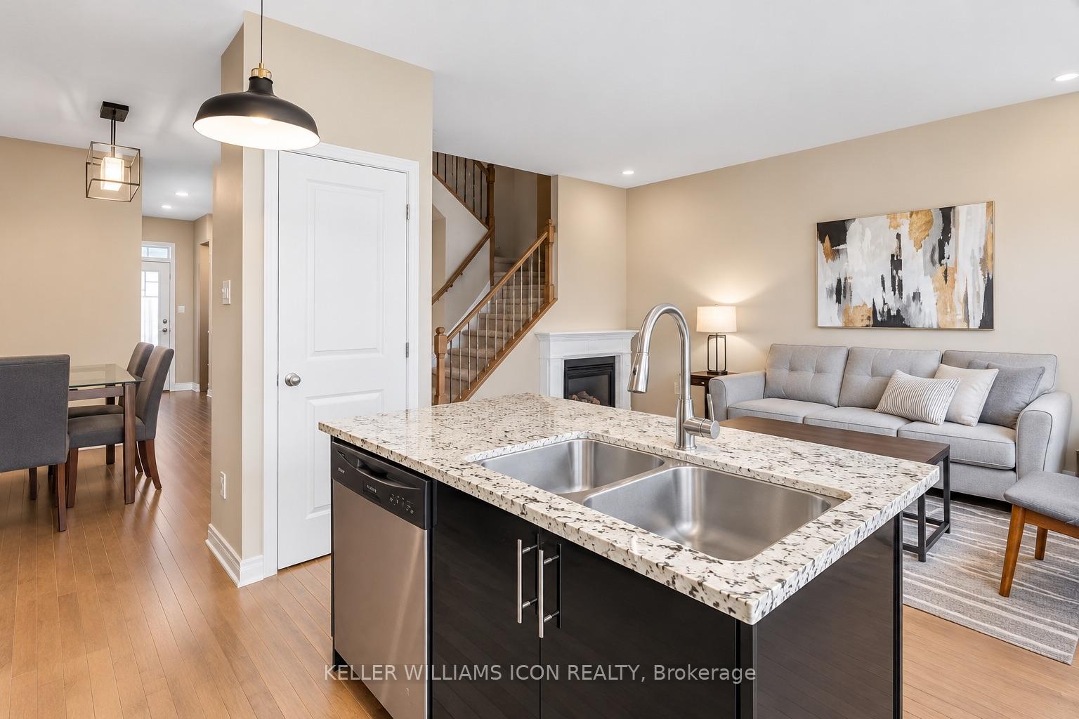 Photo 9 of 117 Ramsgrange Street, Ottawa, Barrhaven - Half Moon Bay — HOMEH