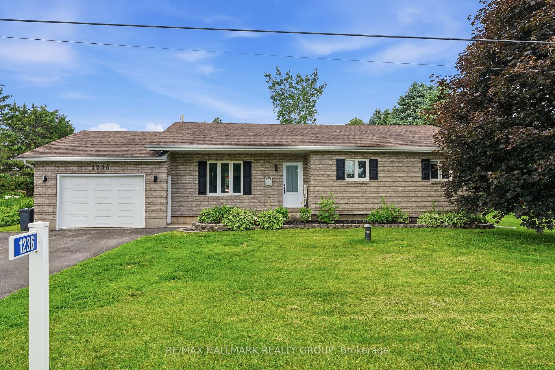 Photo 2 of 1236 St Albert Road, Russell, Embrun — HOMEH
