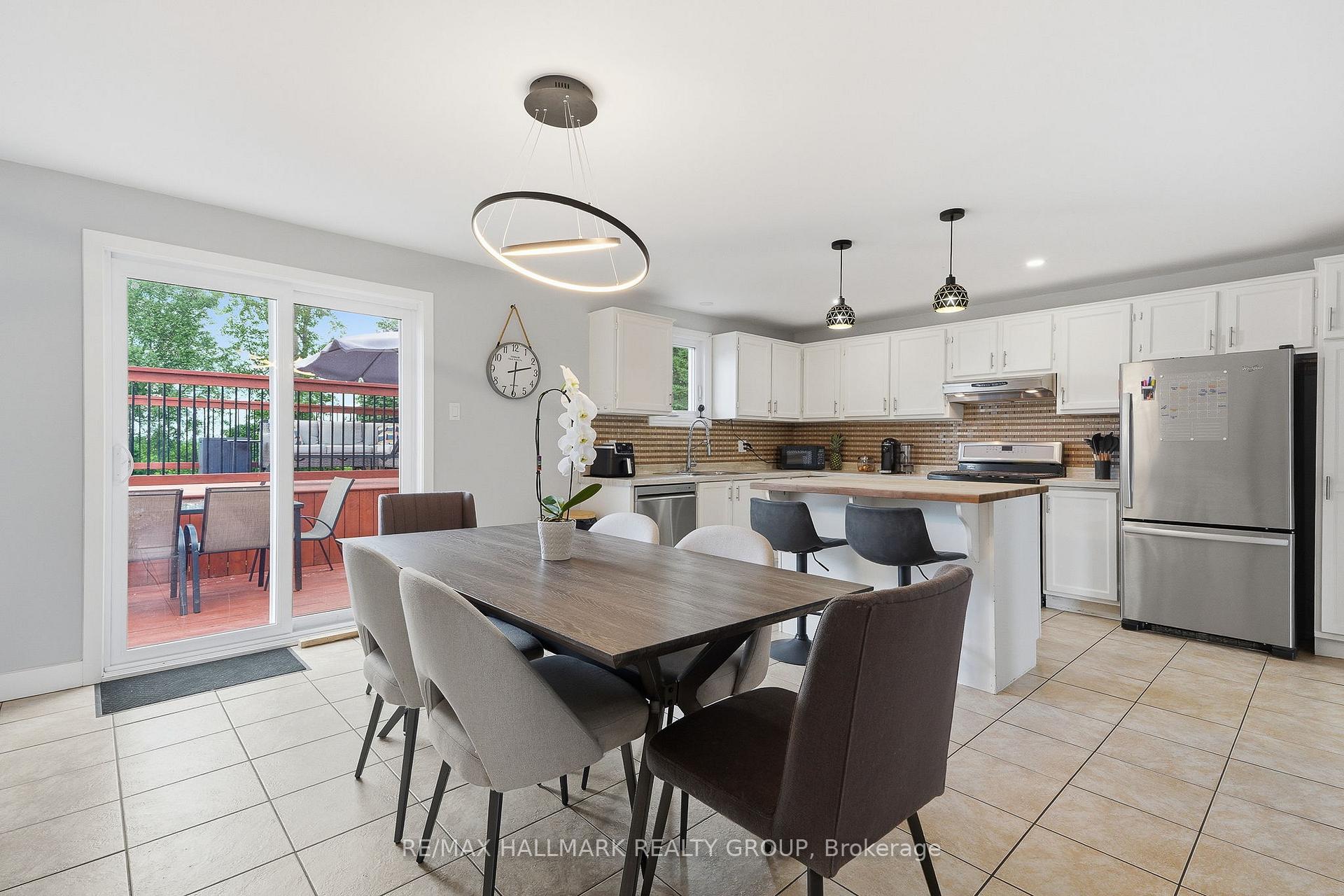 Photo 15 of 1236 St Albert Road, Russell, Embrun — HOMEH