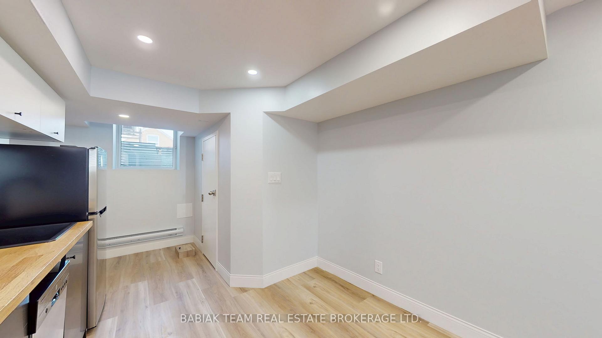 Photo 13 of Unit Lower, 545 Northcliffe Boulevard, Toronto, Oakwood Village — HOMEH