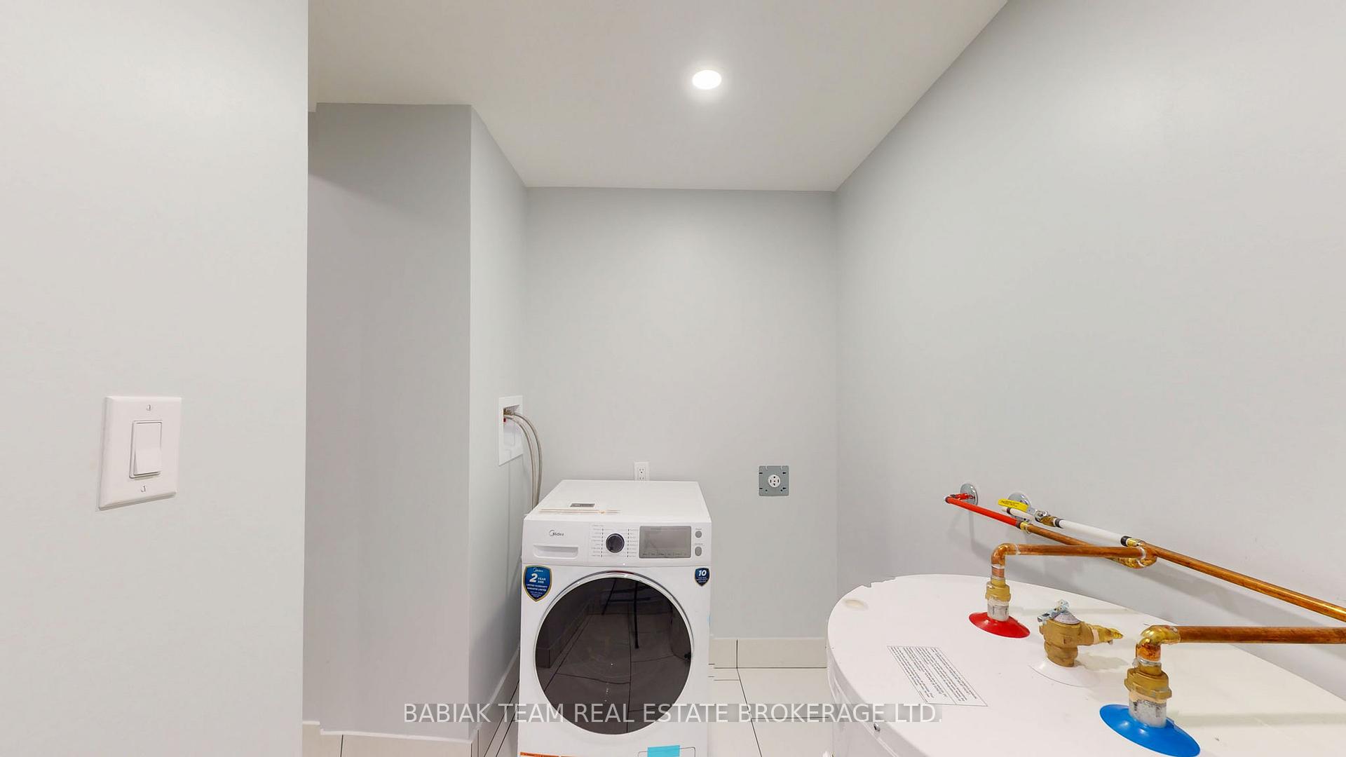 Photo 28 of Unit Lower, 545 Northcliffe Boulevard, Toronto, Oakwood Village — HOMEH