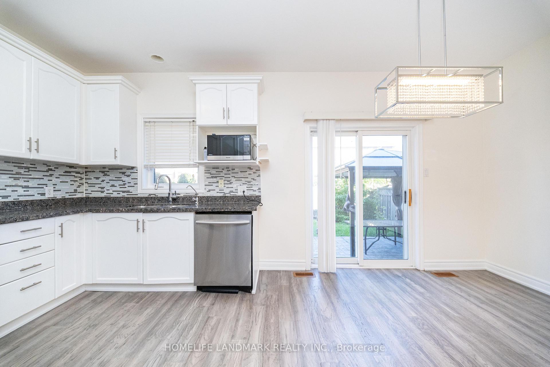 Photo 12 of 33 Titan Drive, Hamilton, Stoney Creek — HOMEH