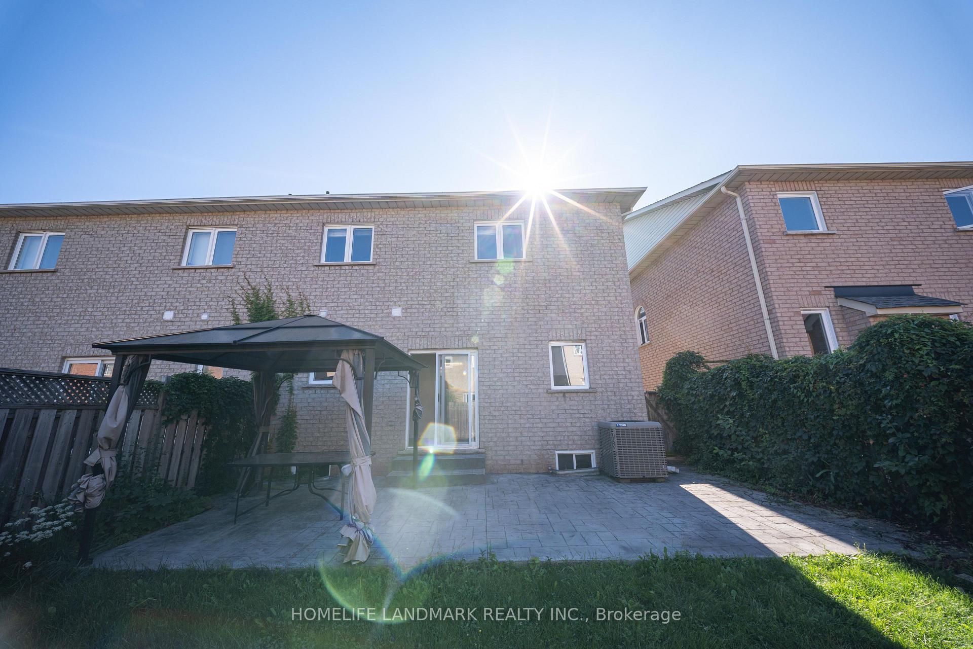 Photo 20 of 33 Titan Drive, Hamilton, Stoney Creek — HOMEH
