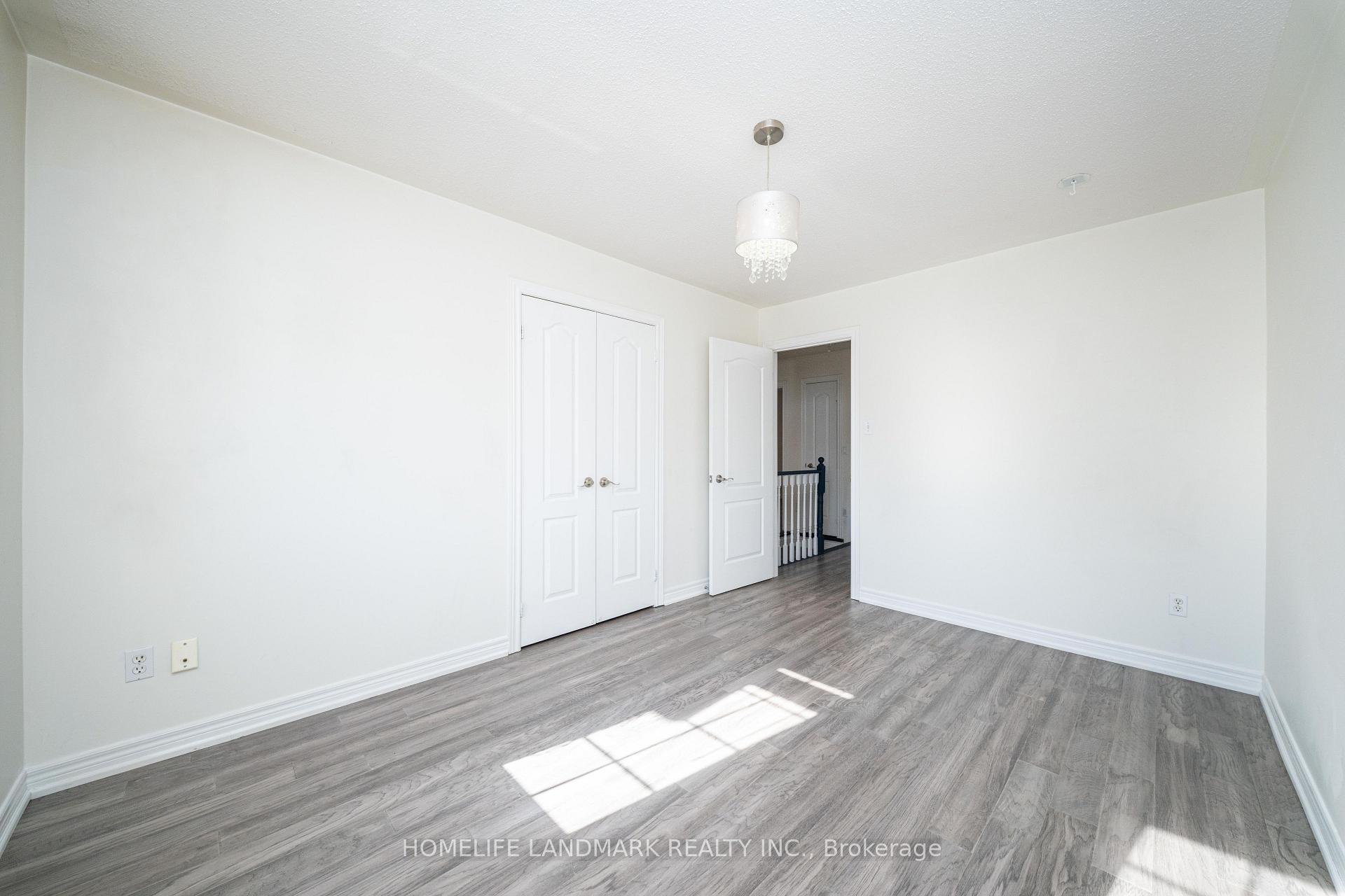 Photo 30 of 33 Titan Drive, Hamilton, Stoney Creek — HOMEH