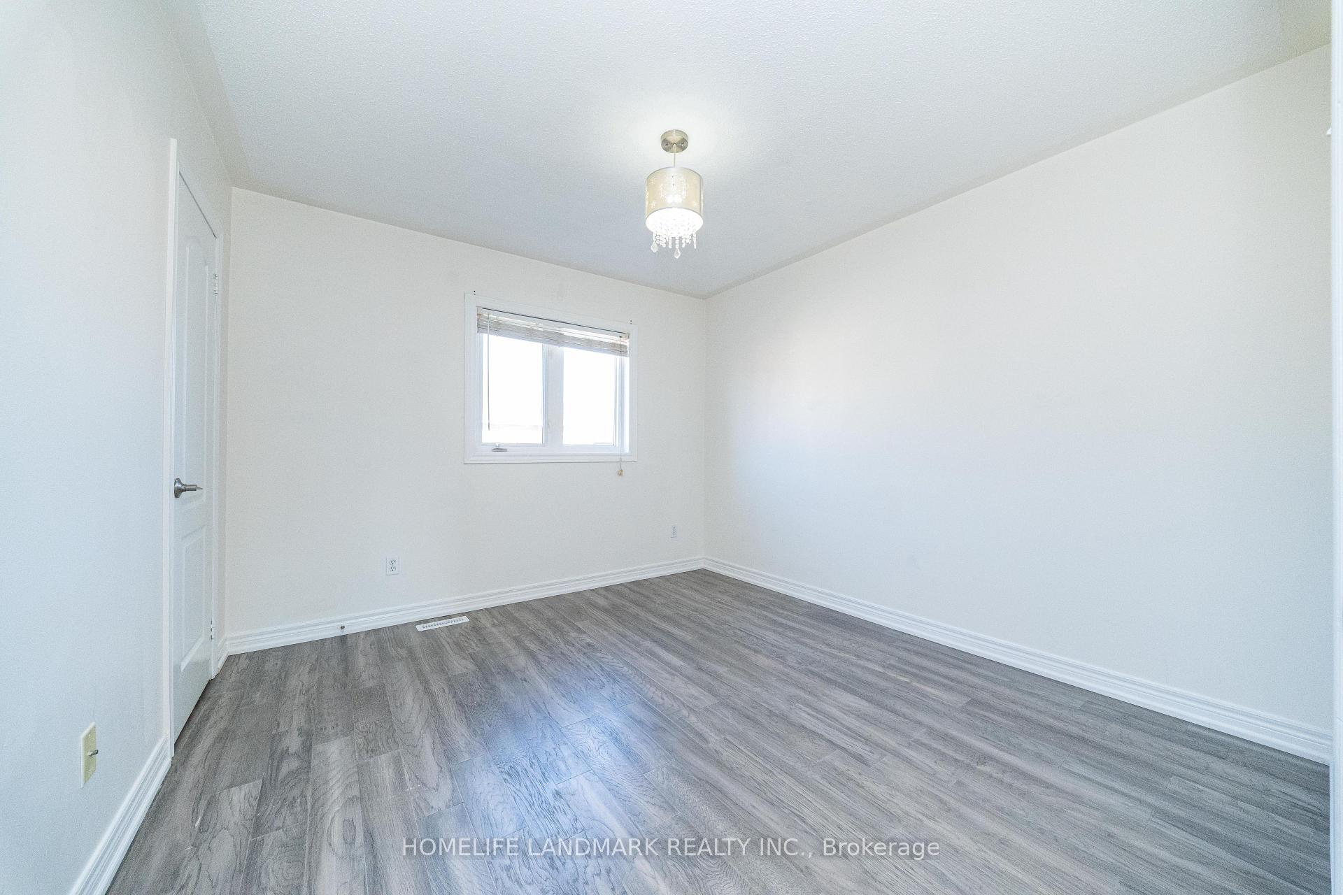 Photo 33 of 33 Titan Drive, Hamilton, Stoney Creek — HOMEH