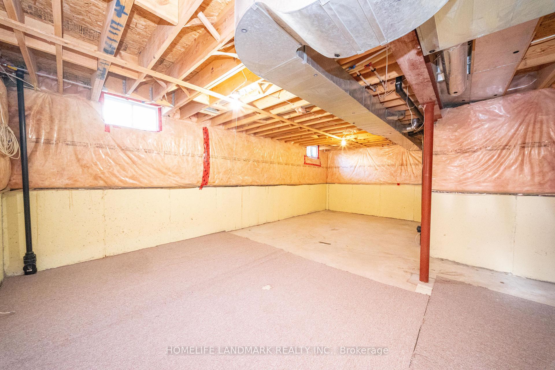Photo 37 of 33 Titan Drive, Hamilton, Stoney Creek — HOMEH
