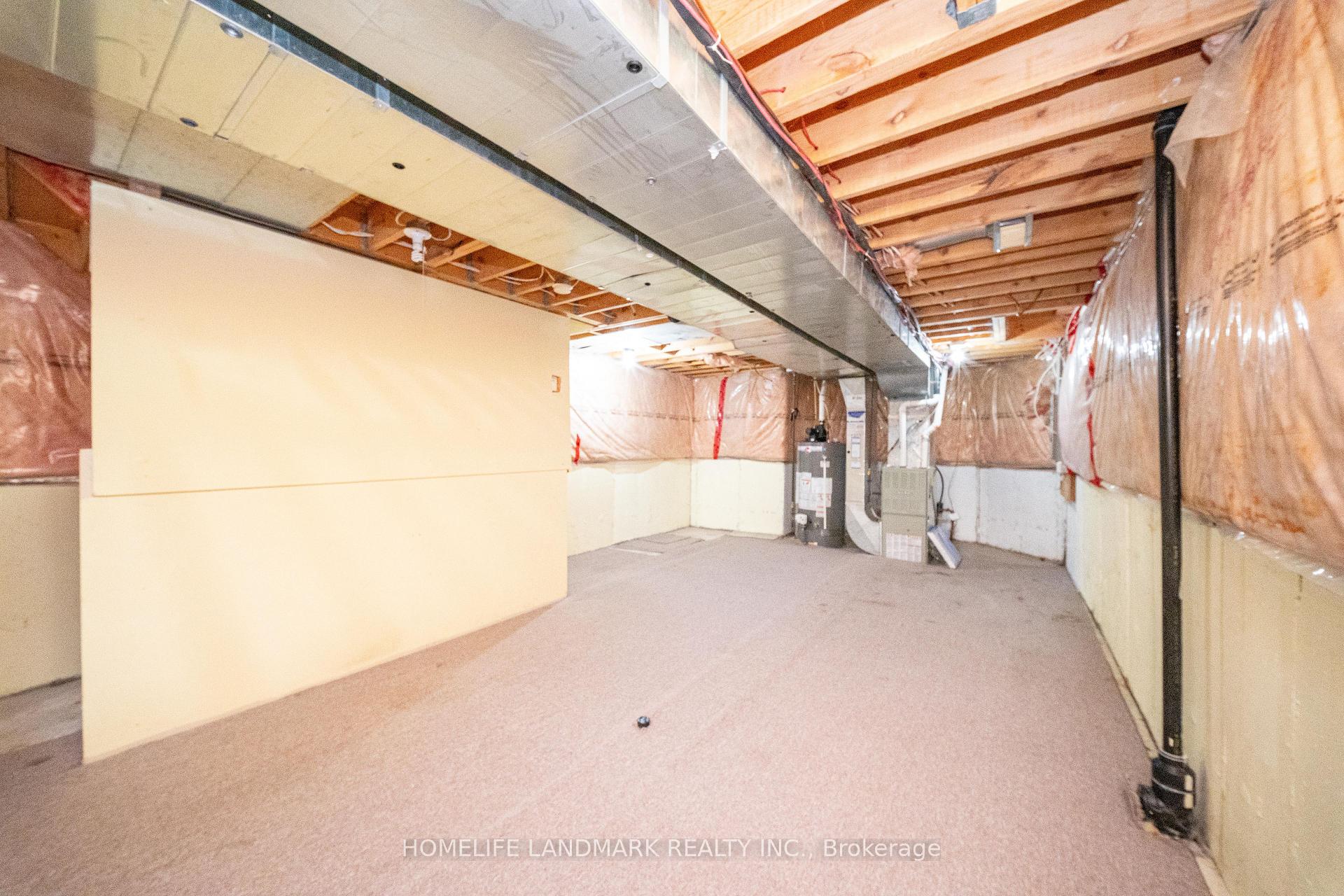Photo 38 of 33 Titan Drive, Hamilton, Stoney Creek — HOMEH