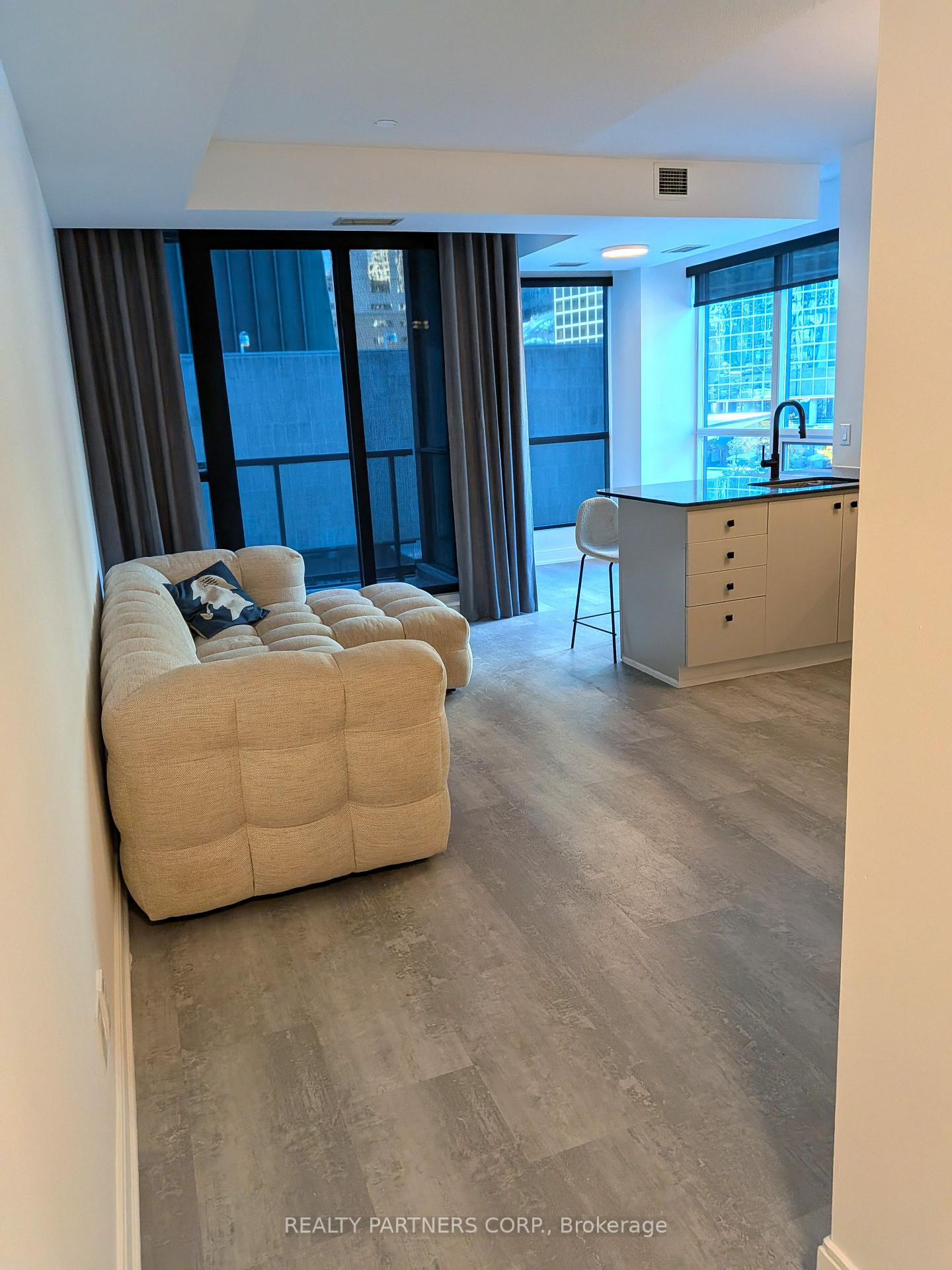 Photo 17 of Unit 409, 1 Scott Street, Toronto, Waterfront Communities — HOMEH