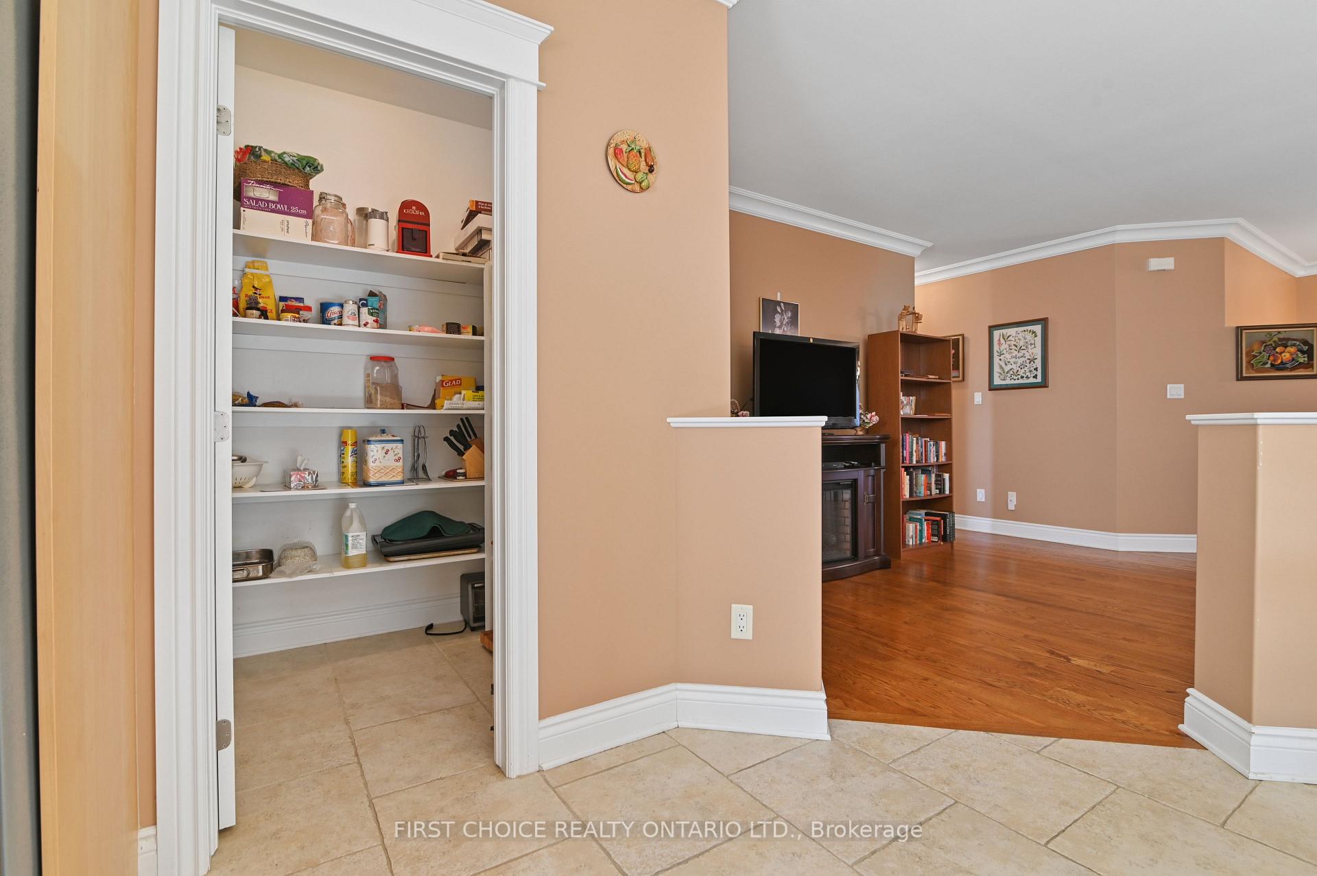 Photo 14 of 6391 Blossom Trail Drive, Ottawa, Greely — HOMEH