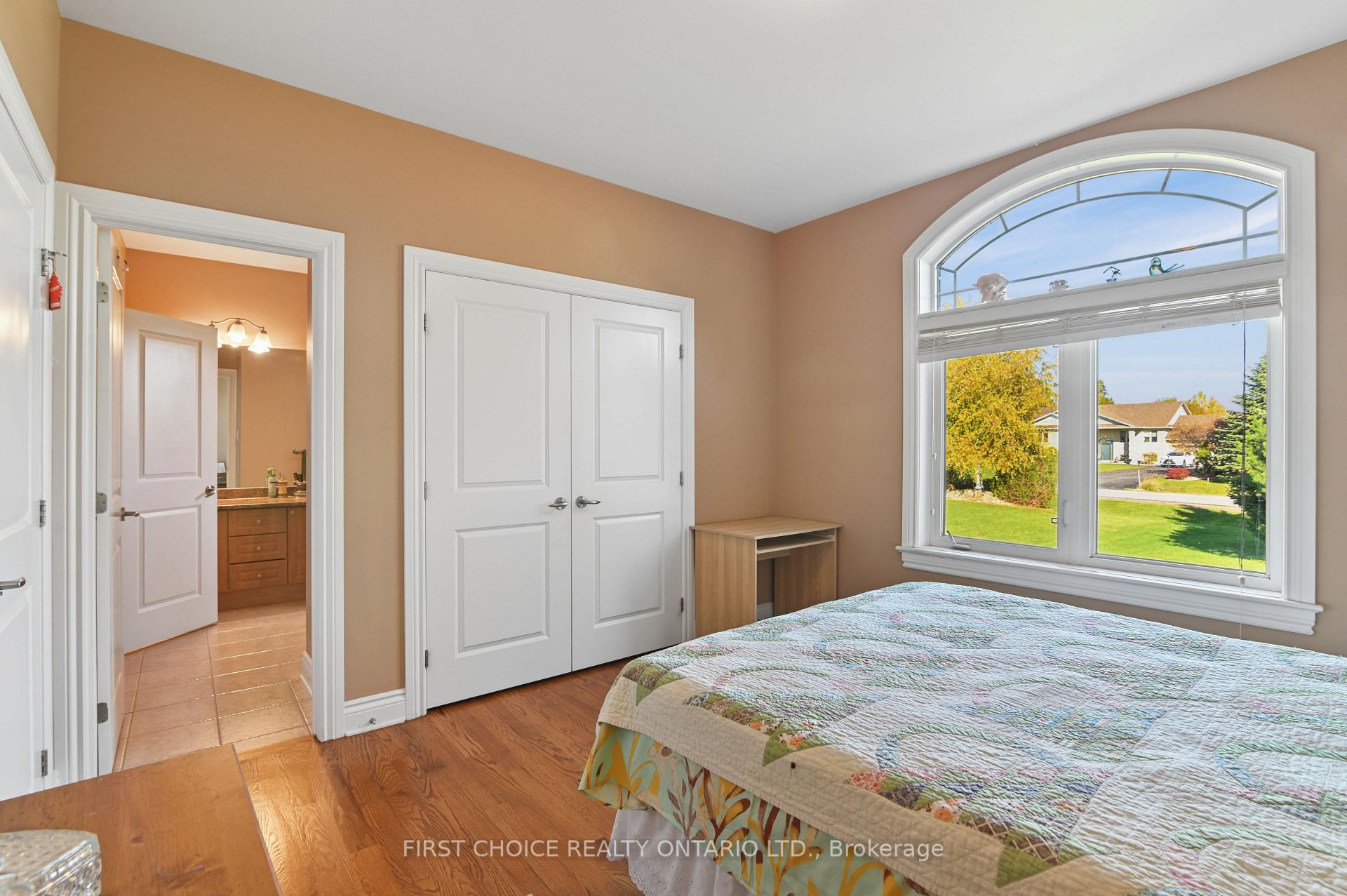 Photo 17 of 6391 Blossom Trail Drive, Ottawa, Greely — HOMEH