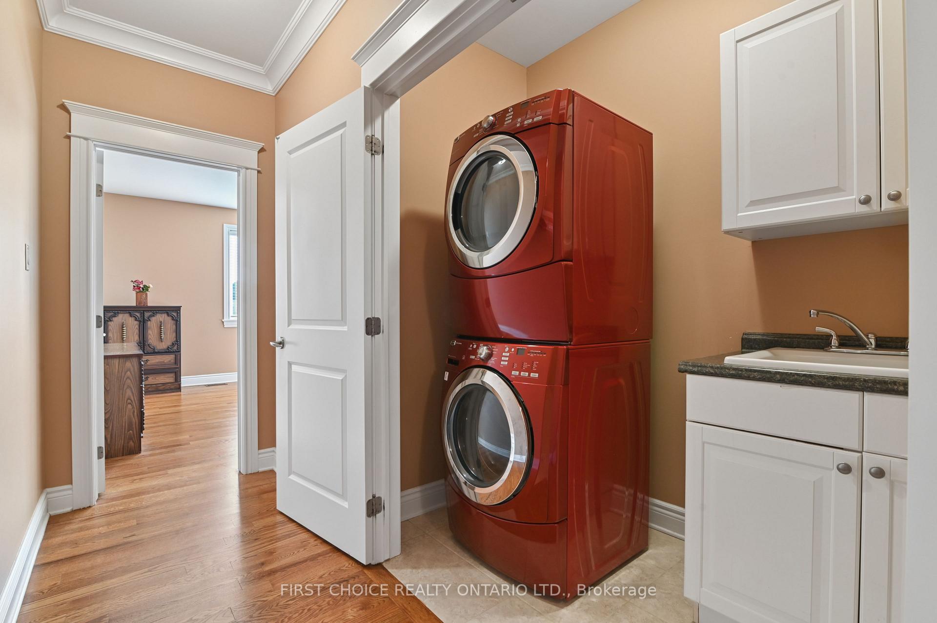 Photo 19 of 6391 Blossom Trail Drive, Ottawa, Greely — HOMEH