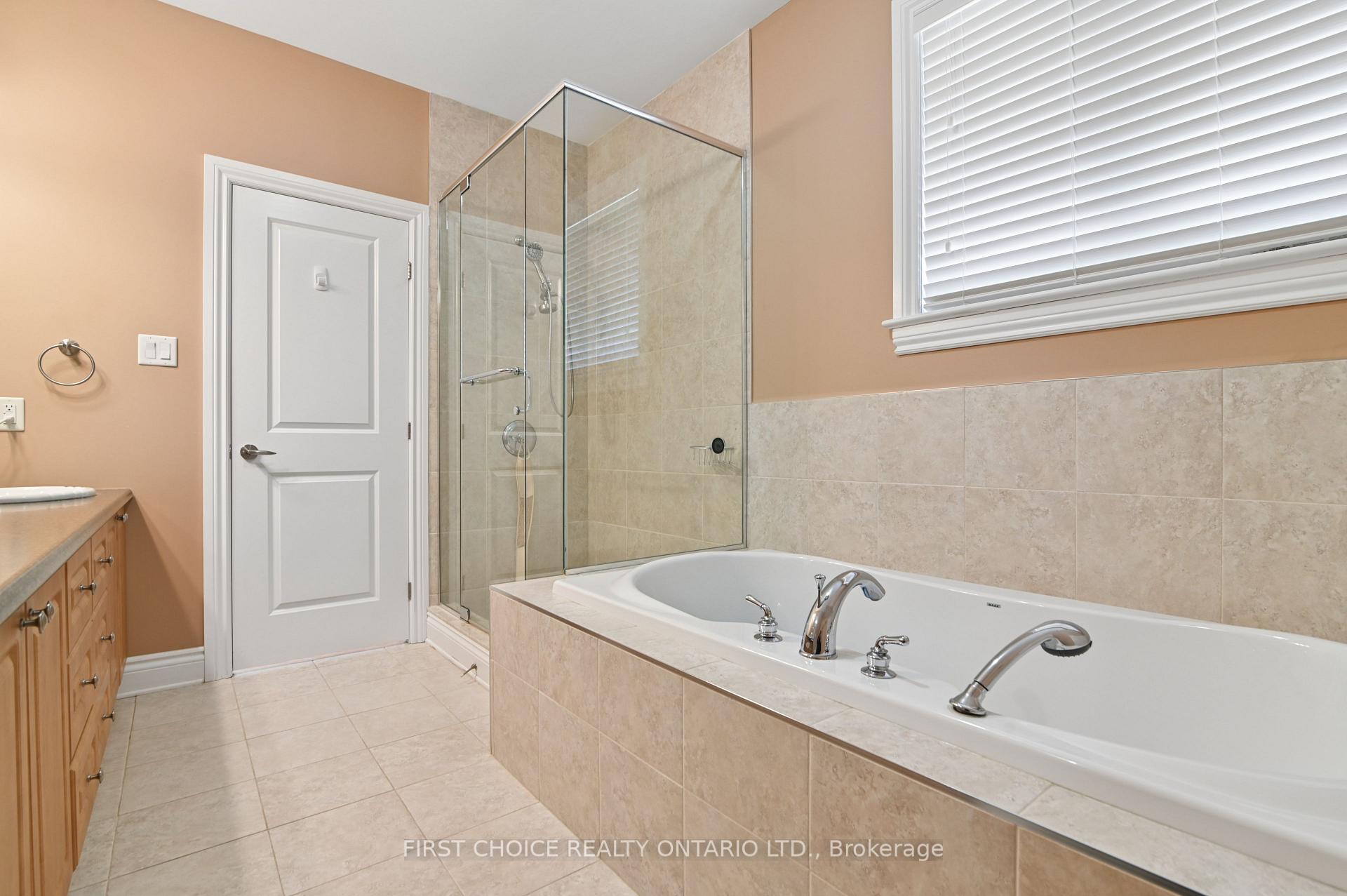 Photo 23 of 6391 Blossom Trail Drive, Ottawa, Greely — HOMEH