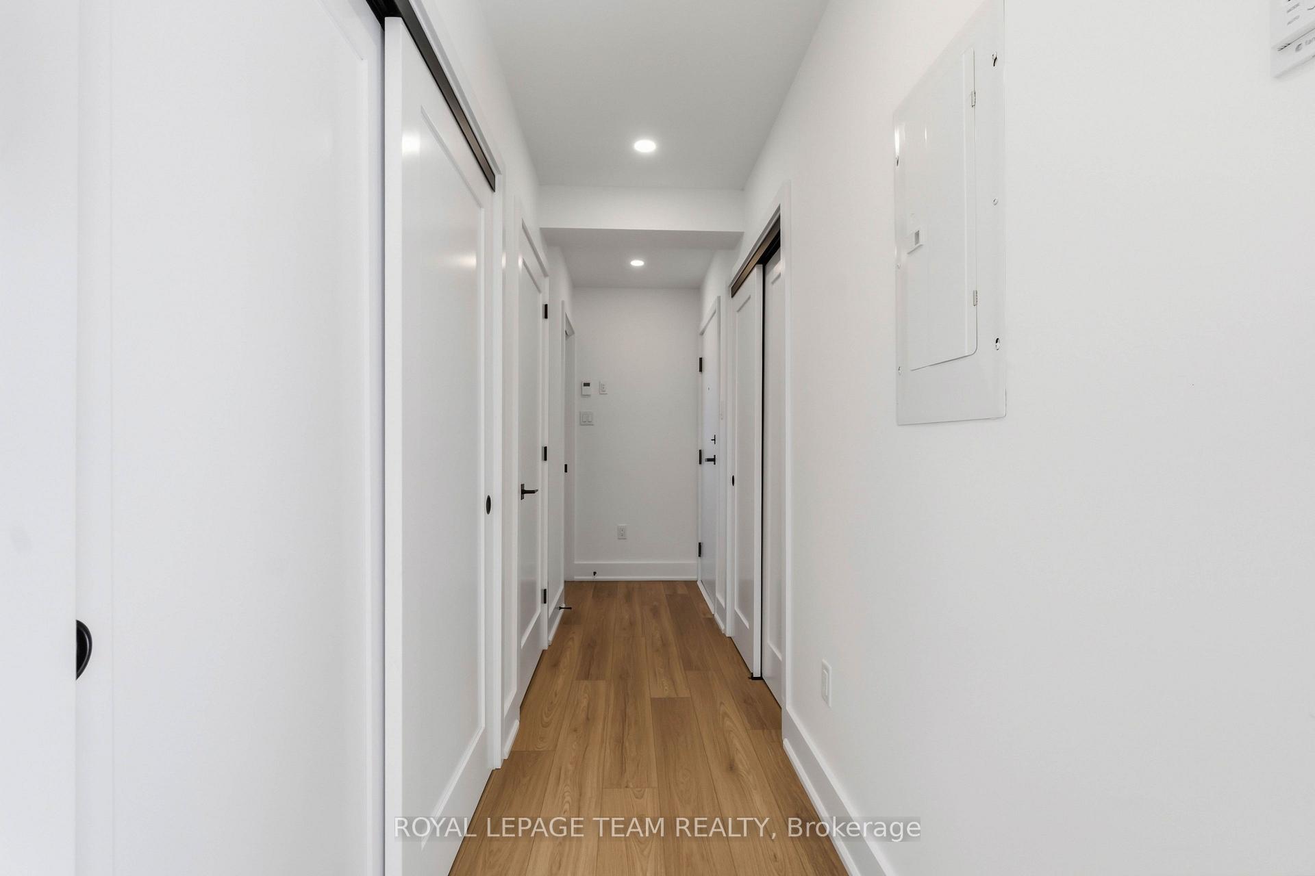 Photo 2 of Unit 8, 100 Hamilton Avenue N, Ottawa, Ottawa West — HOMEH