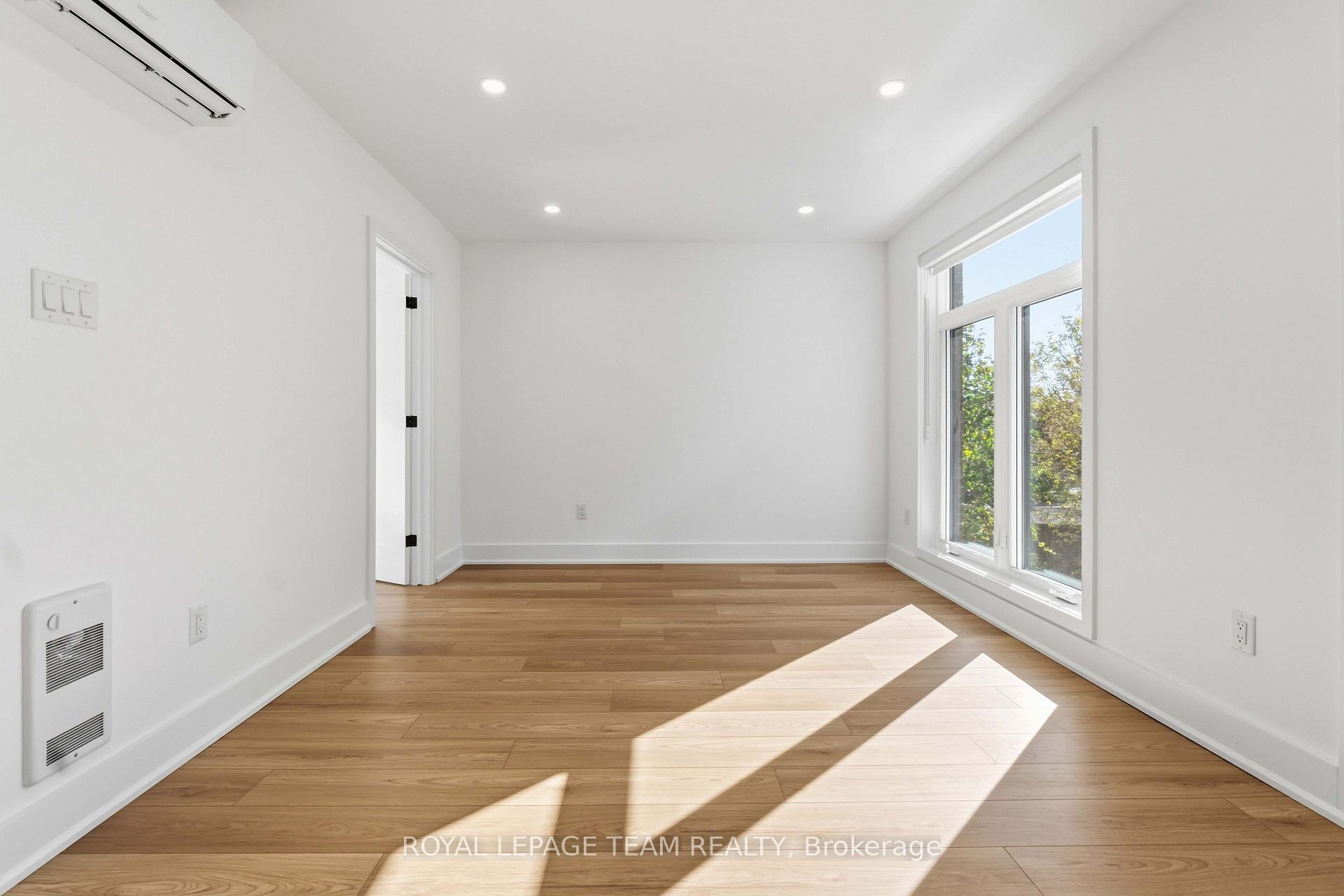 Photo 5 of Unit 8, 100 Hamilton Avenue N, Ottawa, Ottawa West — HOMEH