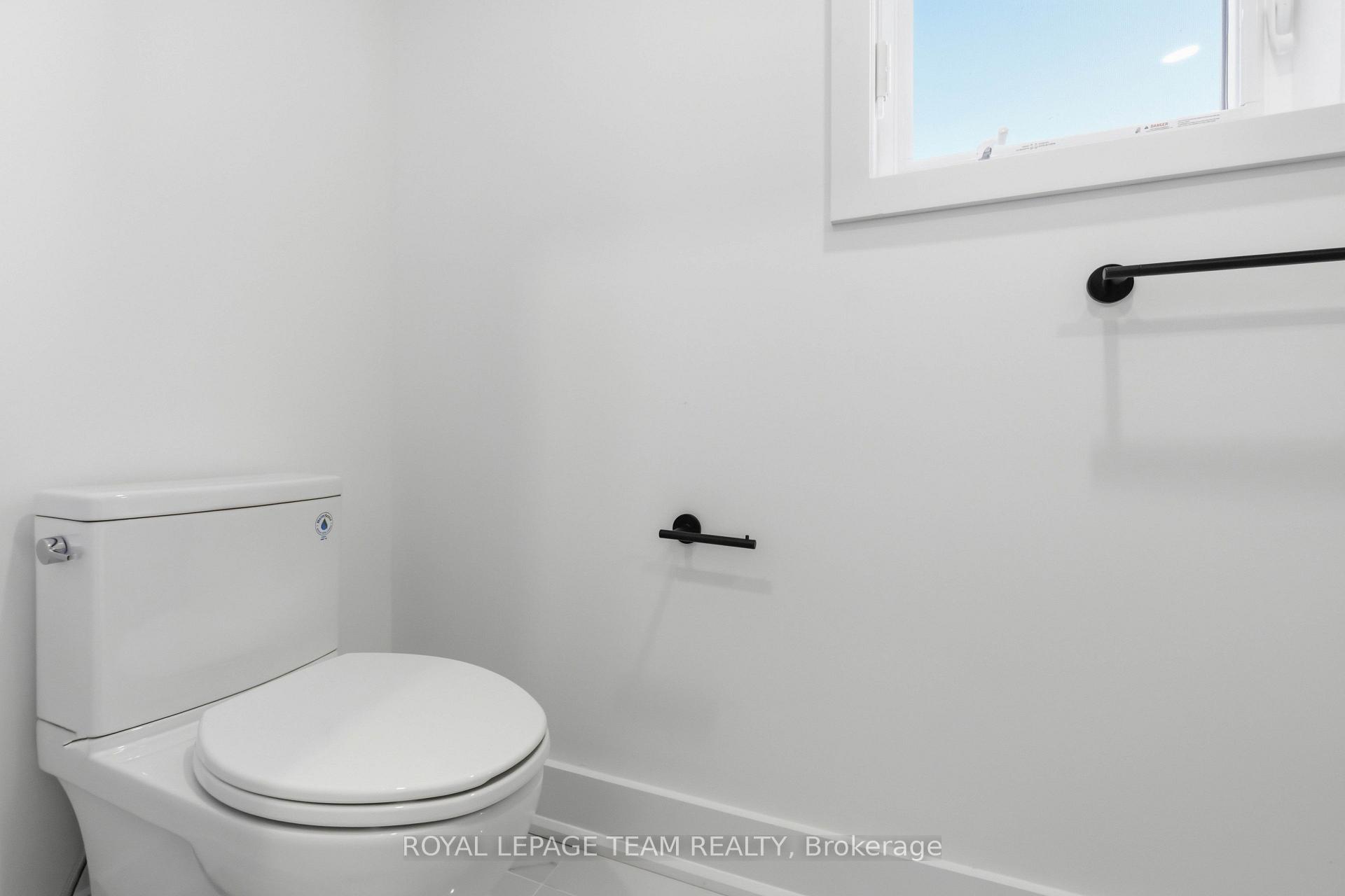 Photo 12 of Unit 8, 100 Hamilton Avenue N, Ottawa, Ottawa West — HOMEH
