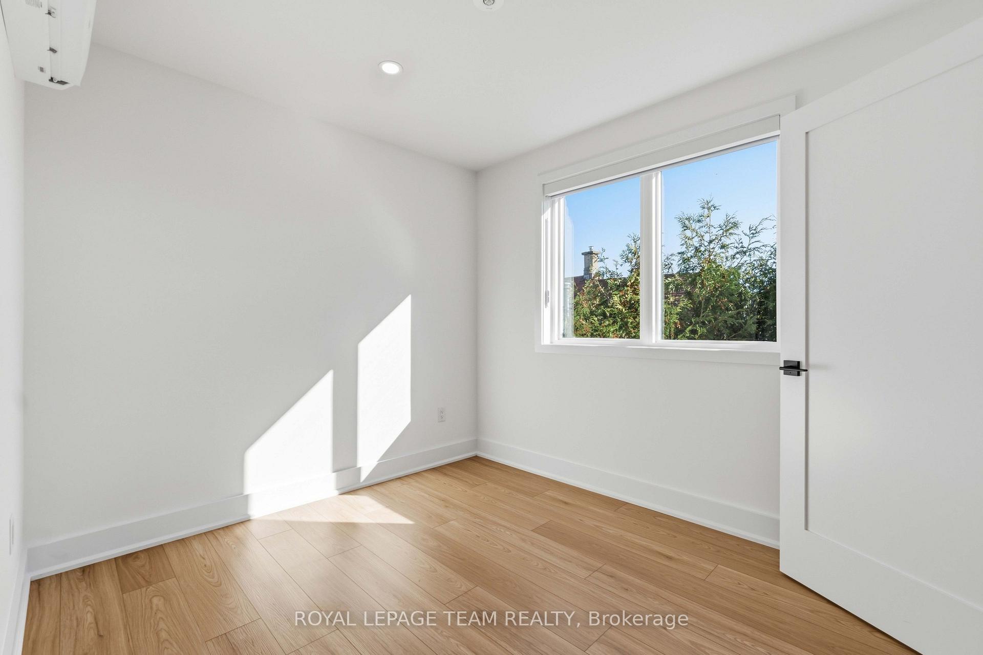 Photo 18 of Unit 8, 100 Hamilton Avenue N, Ottawa, Ottawa West — HOMEH