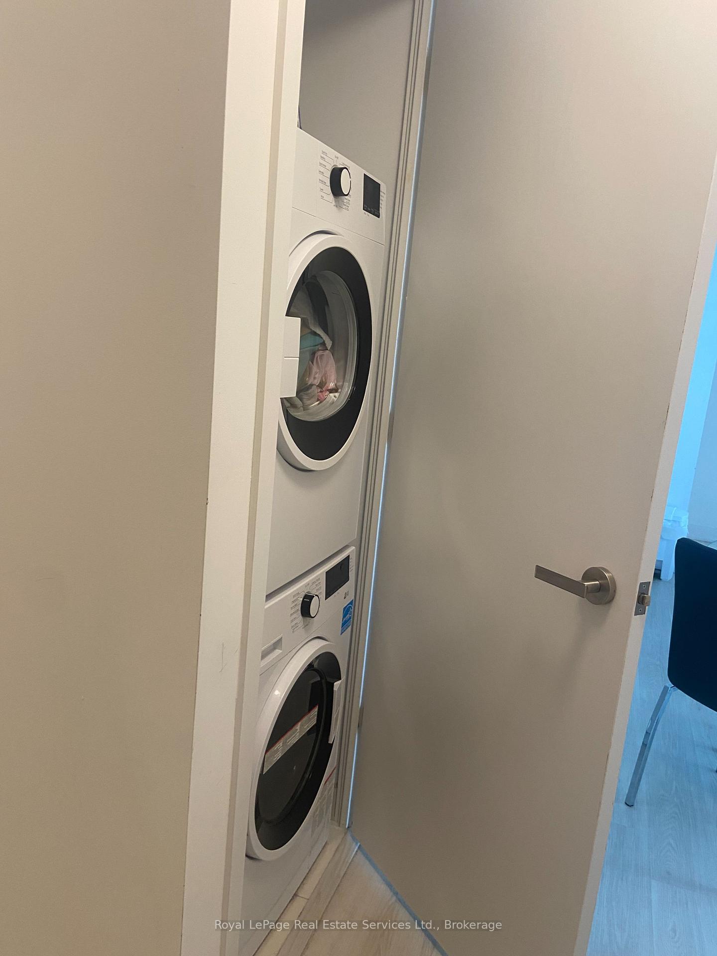 Photo 15 of Unit 4601, 3883 Quartz Road, Mississauga, City Centre — HOMEH
