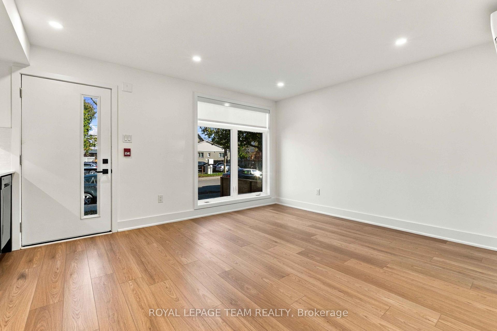 Photo 2 of Unit 3, 100 Hamilton Avenue N, Ottawa, Ottawa West — HOMEH