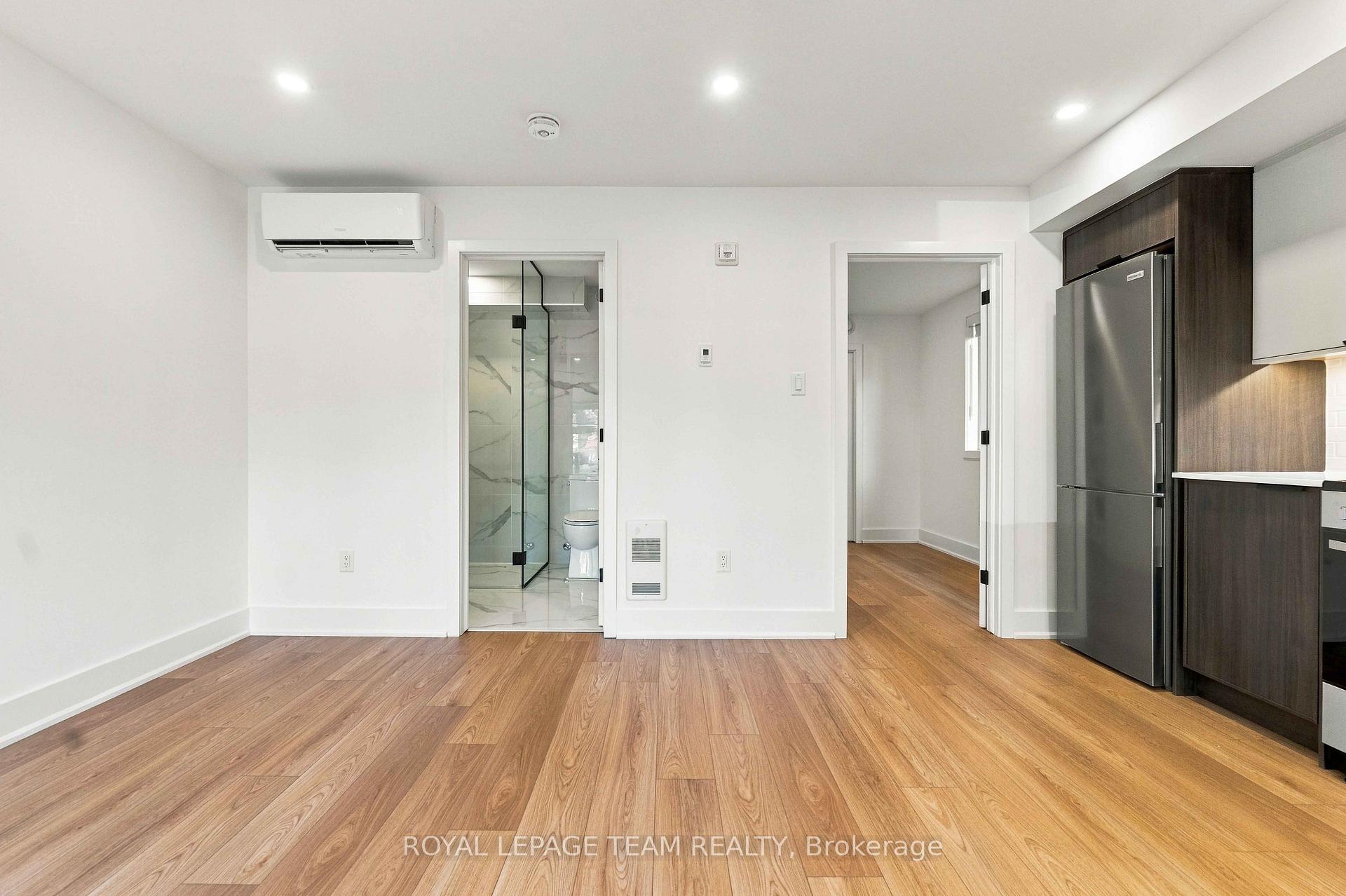 Photo 5 of Unit 3, 100 Hamilton Avenue N, Ottawa, Ottawa West — HOMEH
