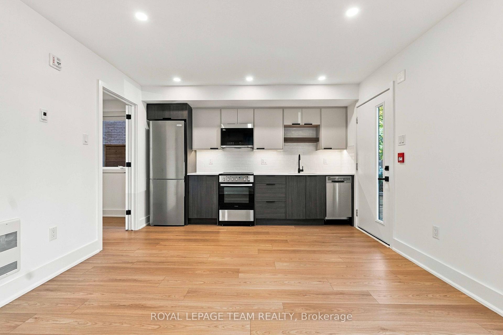 Photo 7 of Unit 3, 100 Hamilton Avenue N, Ottawa, Ottawa West — HOMEH