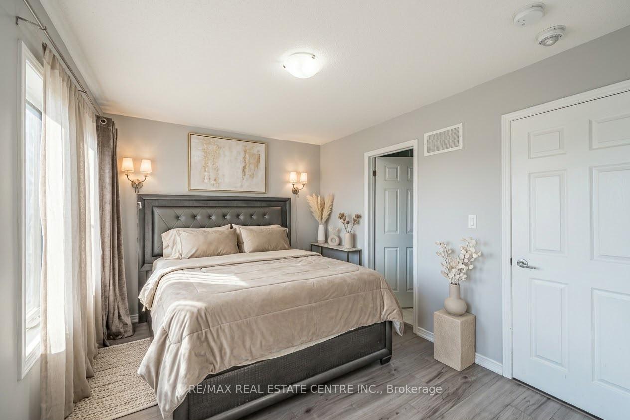 Photo 9 of Unit 95, 91 Danzatore Path, Oshawa, Windfields — HOMEH