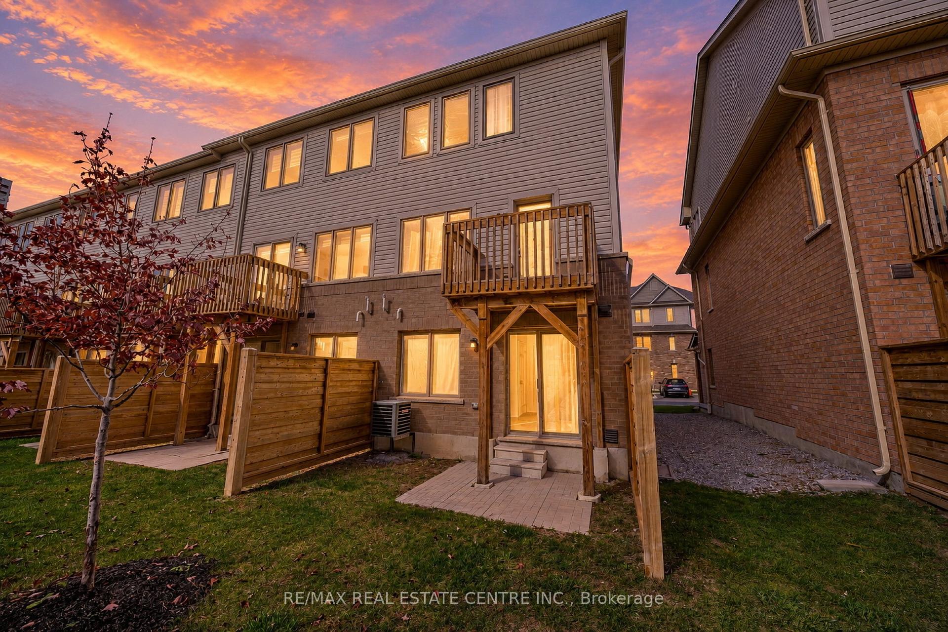 Photo 20 of Unit 95, 91 Danzatore Path, Oshawa, Windfields — HOMEH
