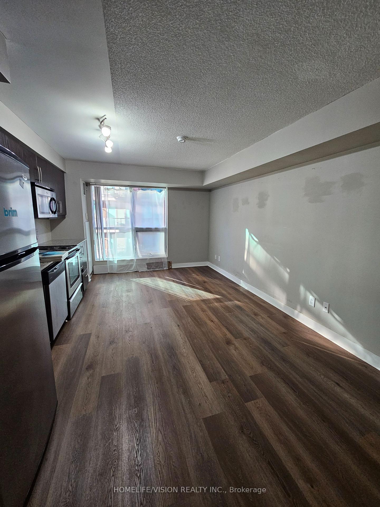 Photo 4 of Unit 610, 1 Scott Street, Toronto, Waterfront Communities — HOMEH