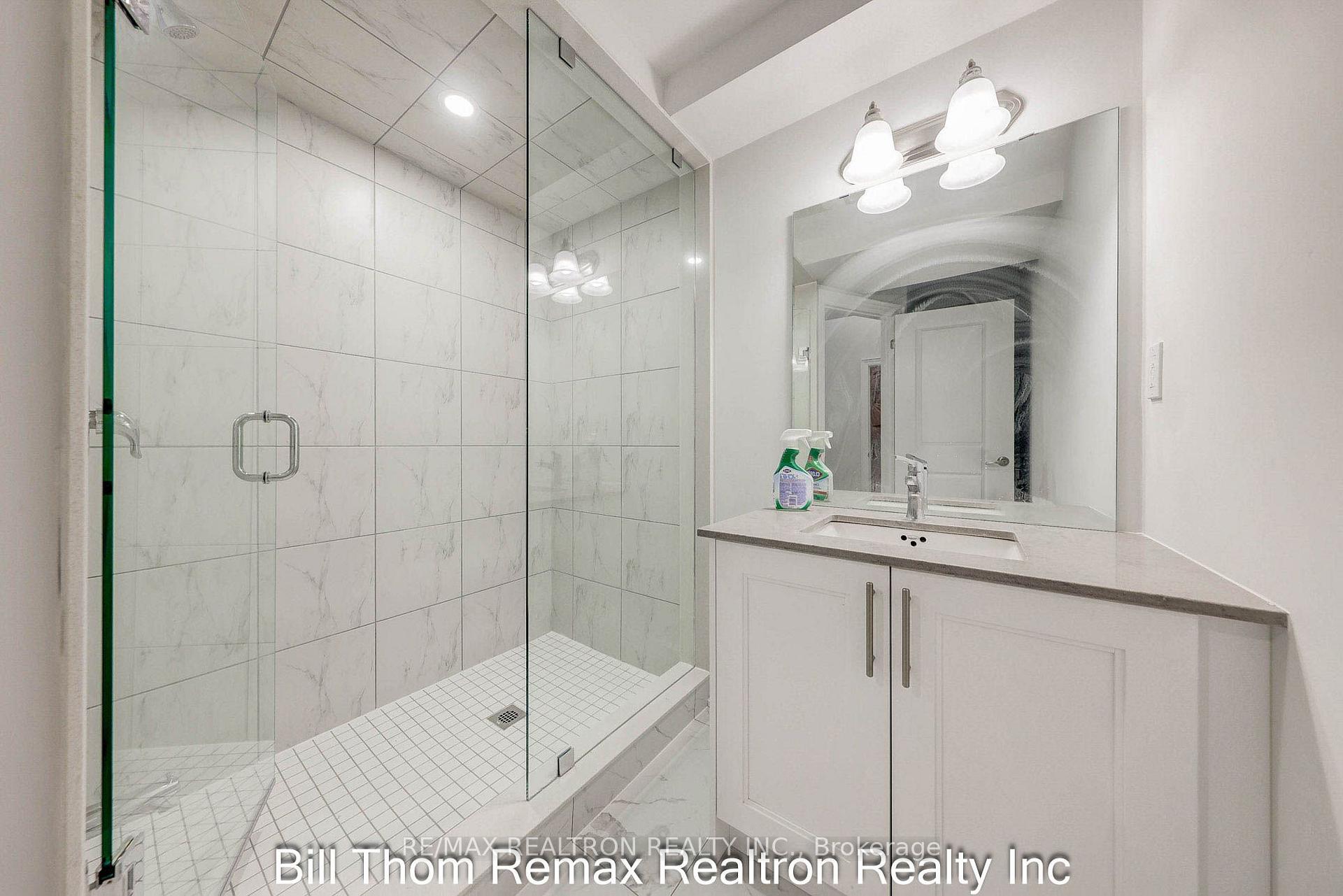 Photo 8 of 168 Cummer Avenue, North York, Newtonbrook East — HOMEH